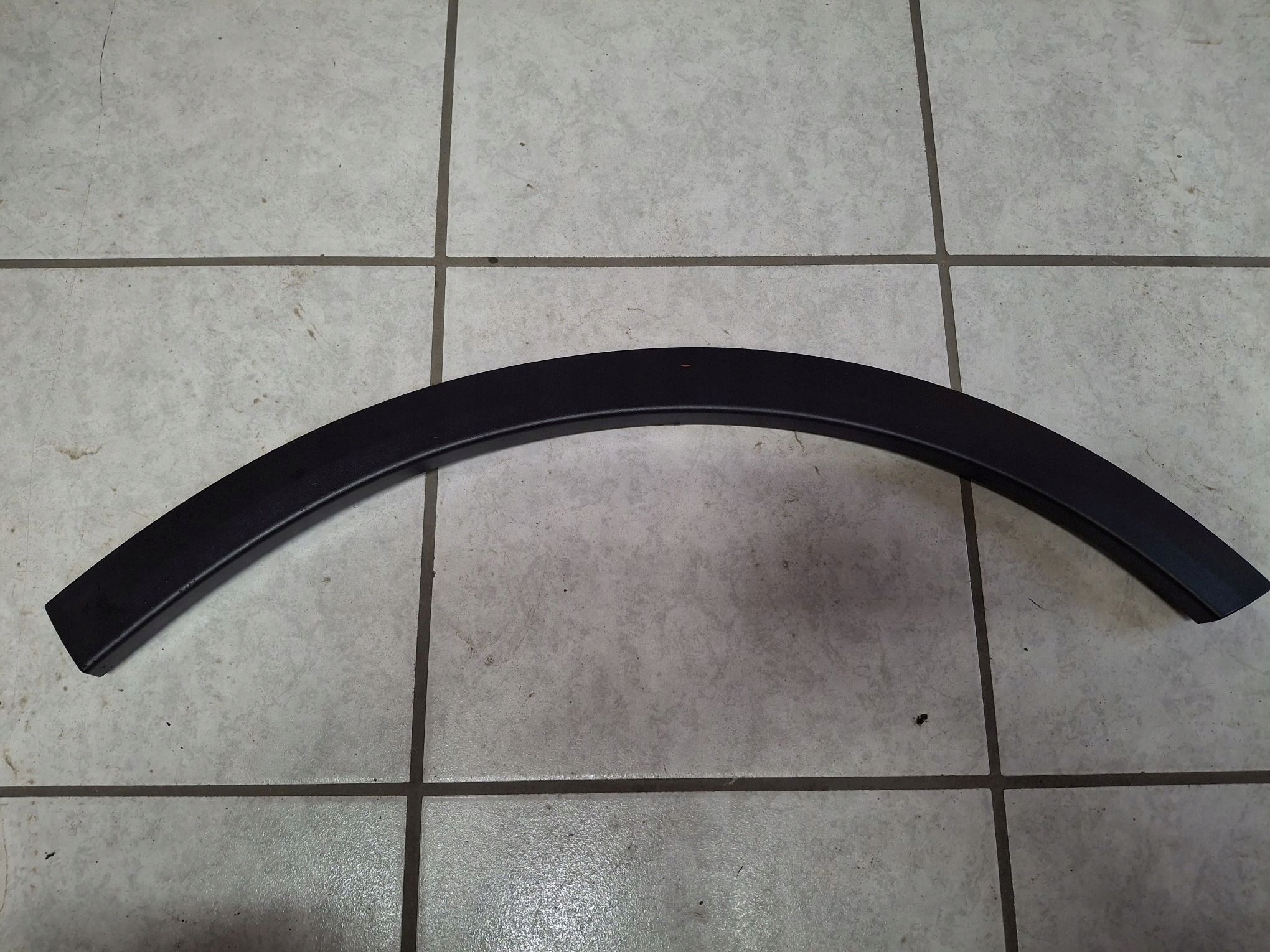 cap for door rear. left TESLA MODEL X 2015R->