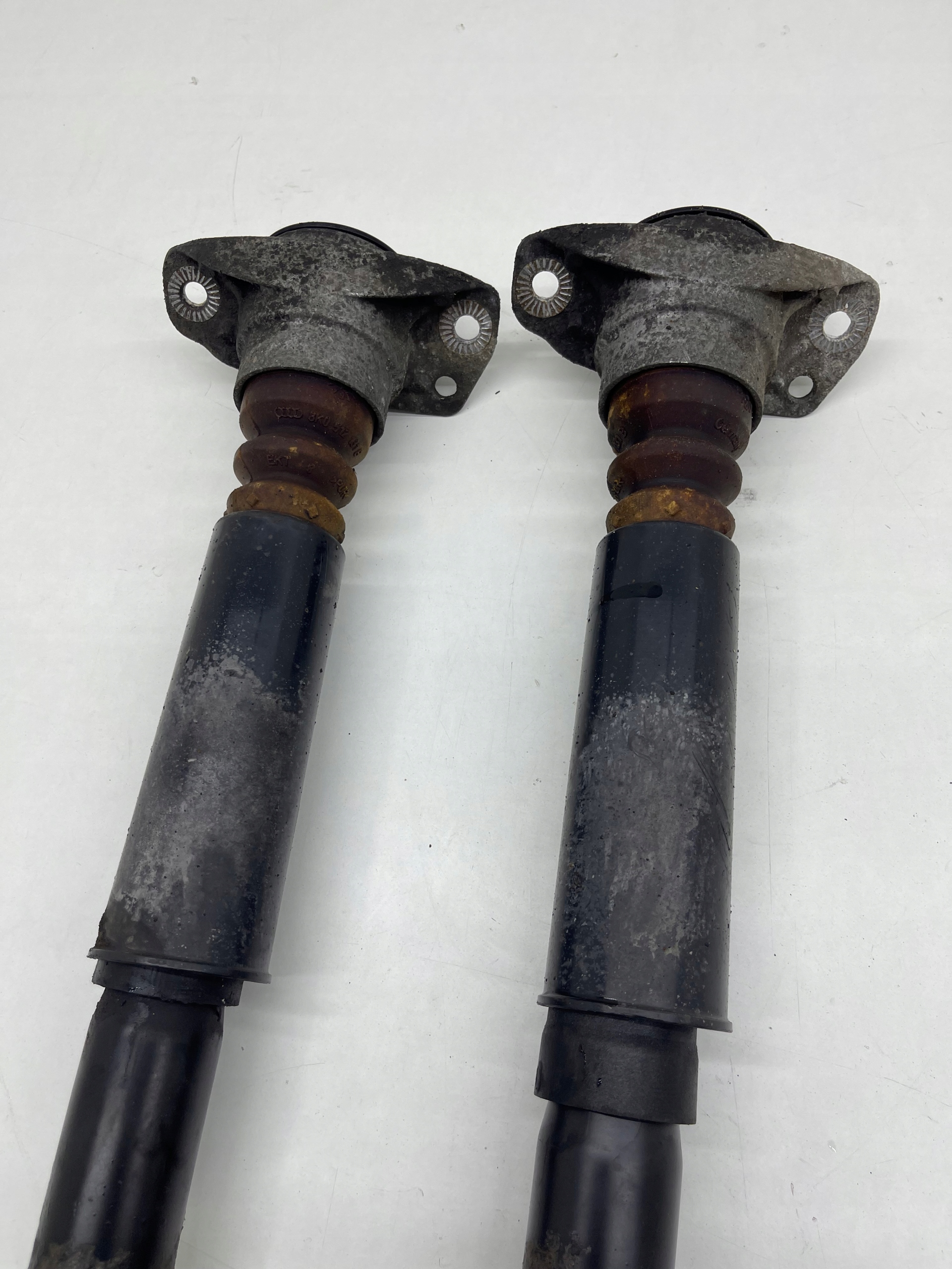 AUDI A6 C7 S-LINE 1BE shock absorber left / right rear part original!
