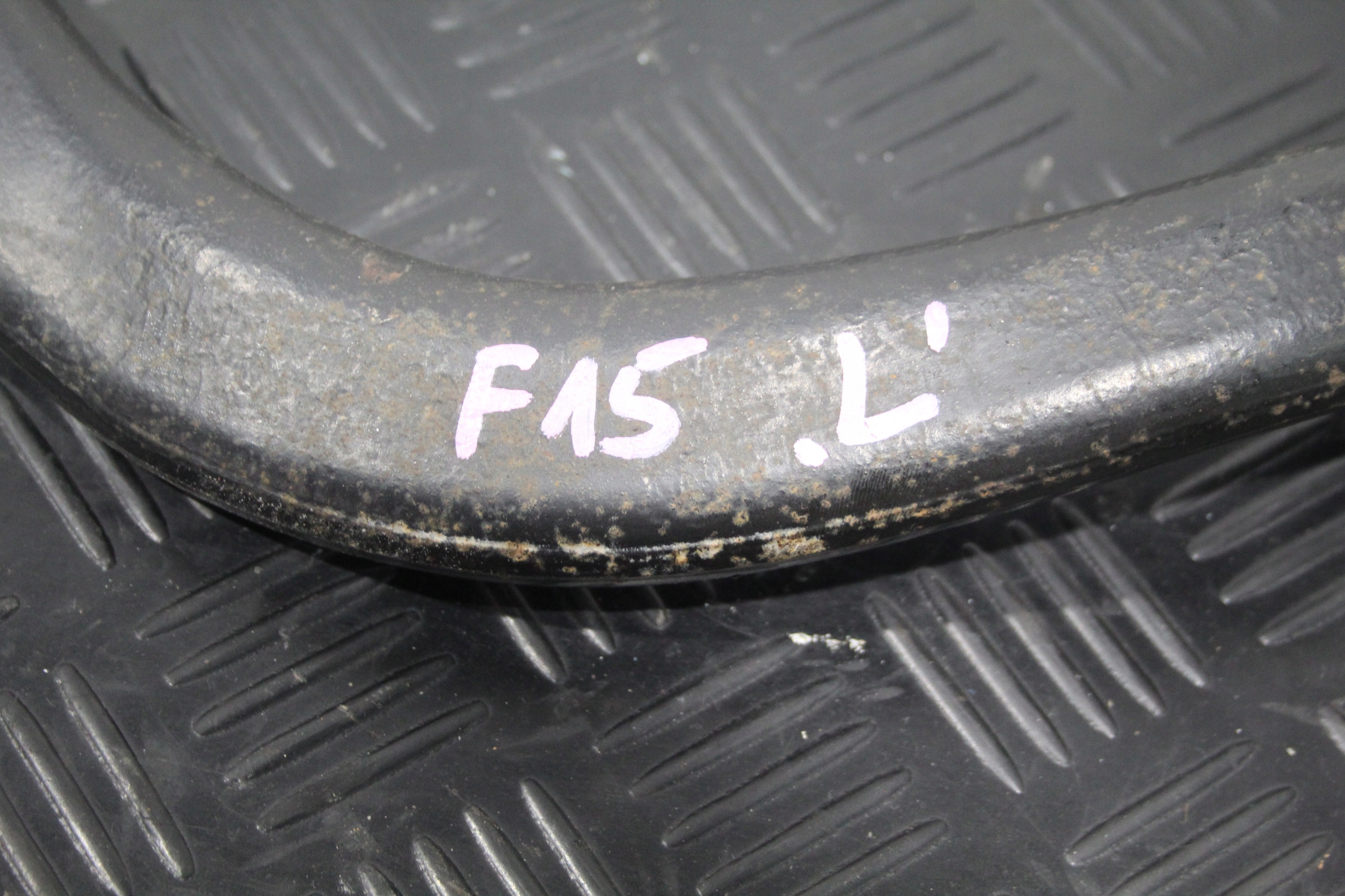 arm left front BMW X5 F15