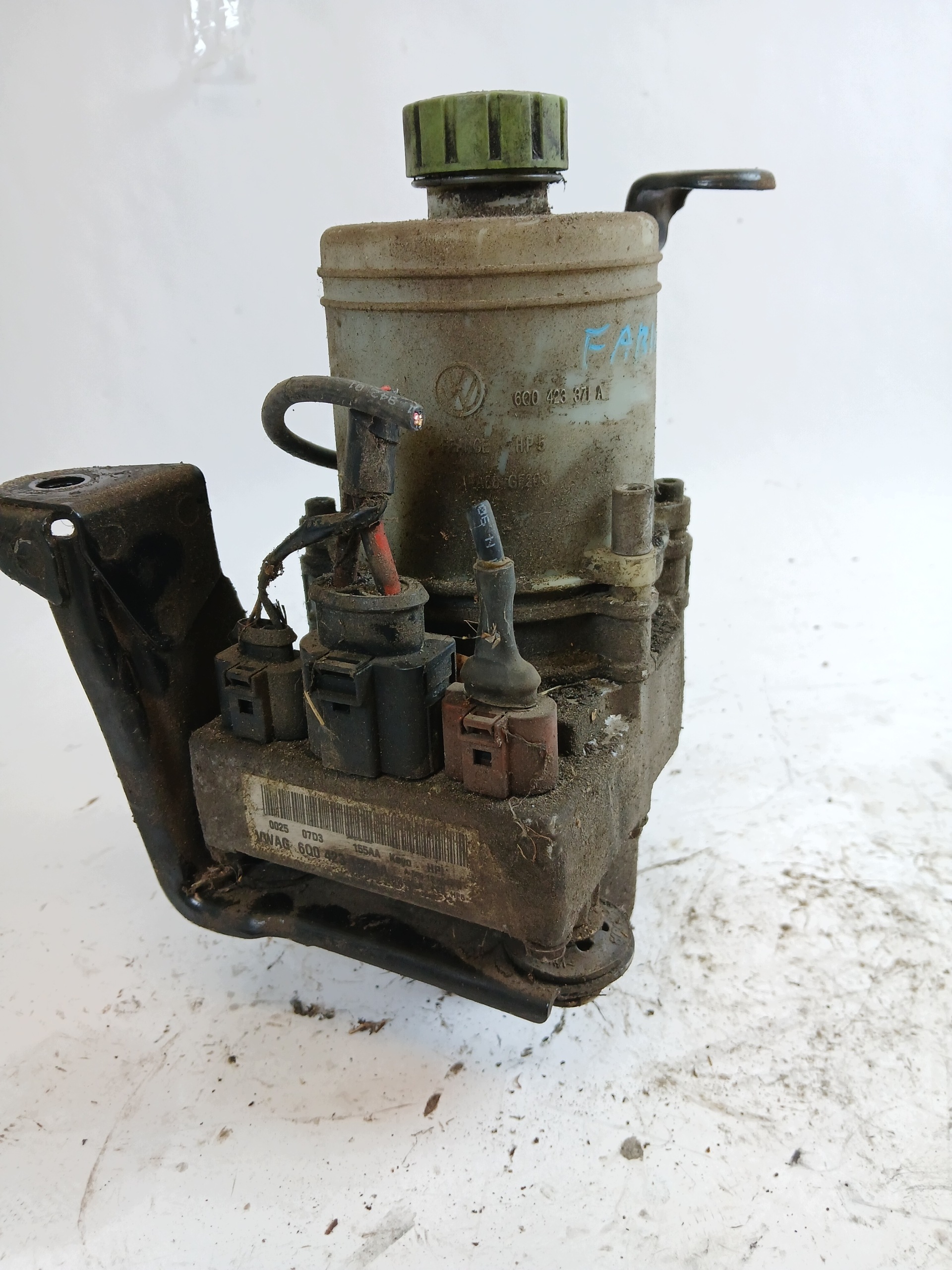 pompa servosterzo SKODA FABIA e VW POLO 9N 6Q0423155AA 02-09