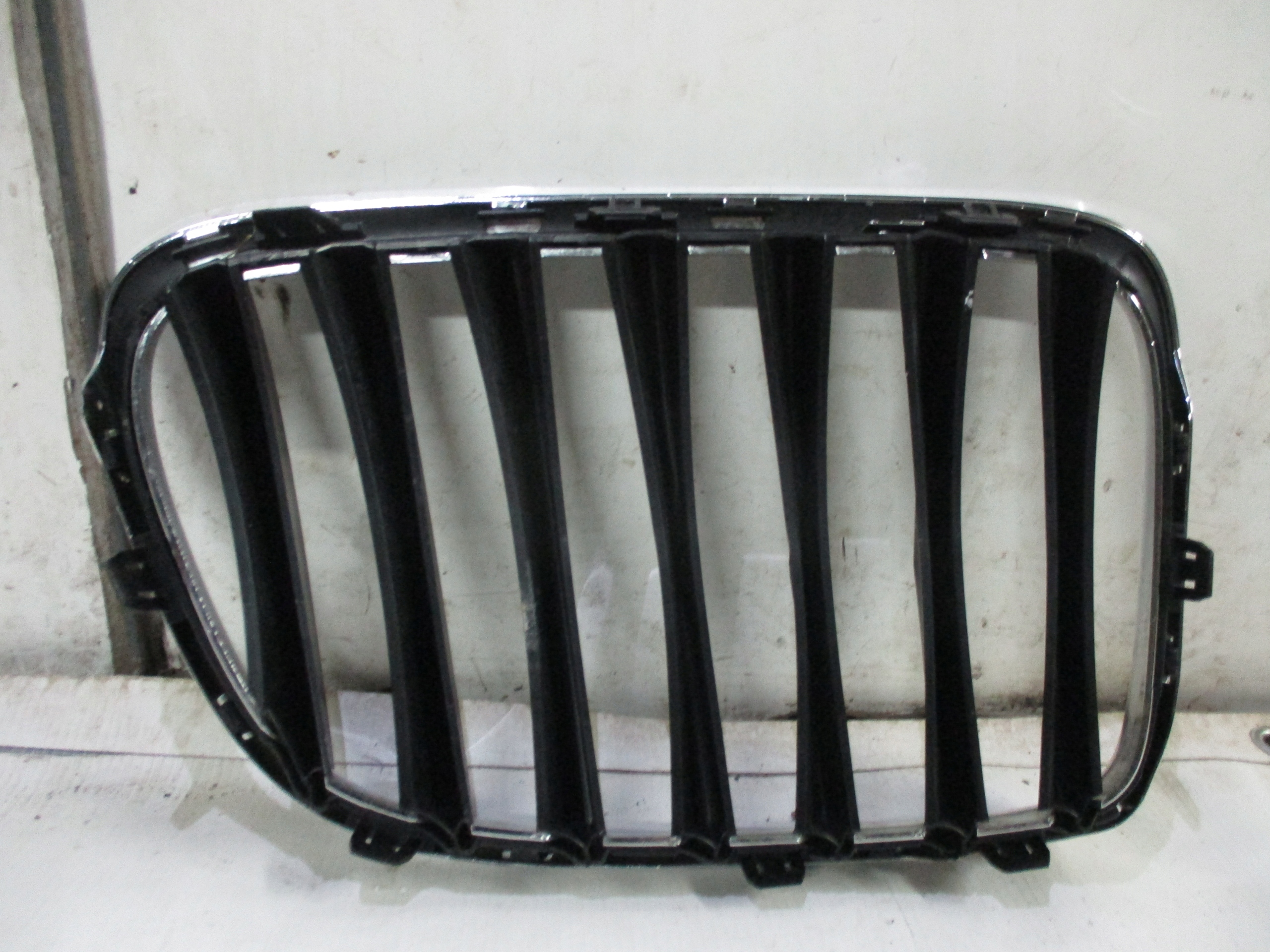 maska bubreg maska BMW X3 F25 Lift