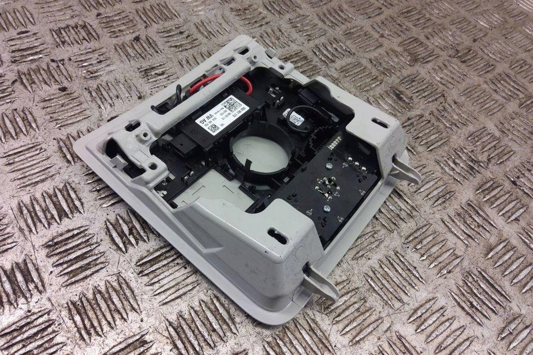 лампочка Обшивка потолка Освещение Кузова seat LEON 3 III 5F 5Q0951172