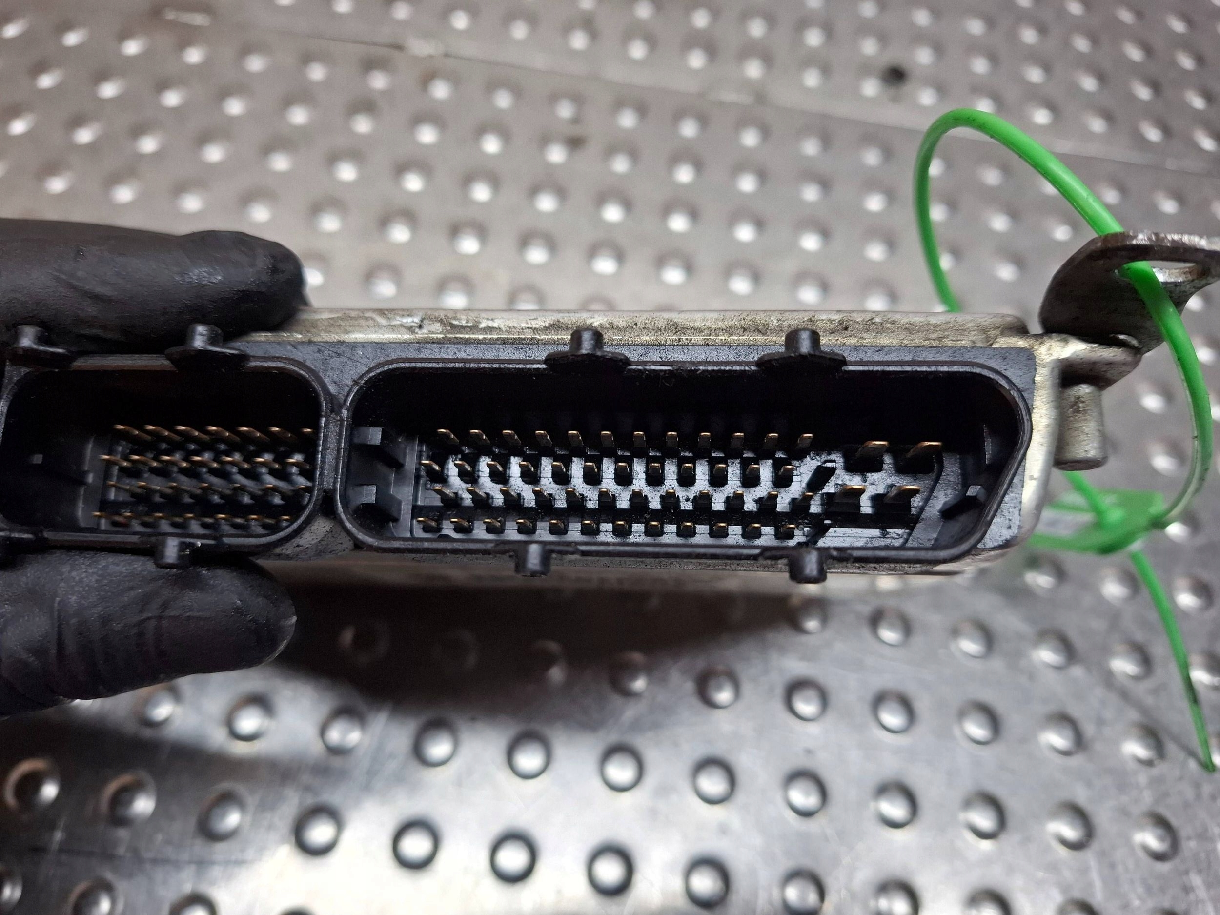 computer control unit of the engine A1321532579 0261201383 SMART FORTWO II 1.0