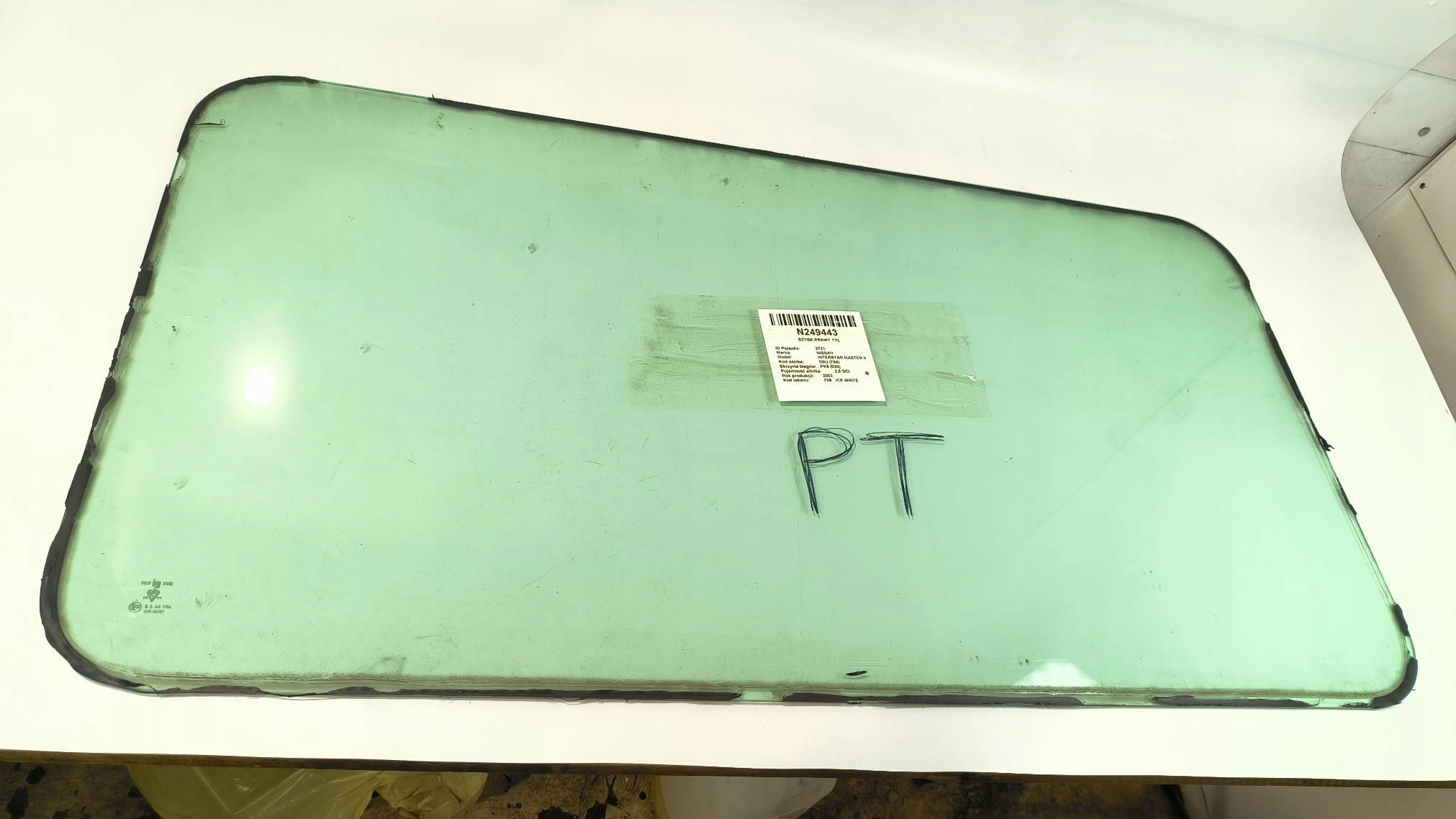 window bodywork right rear part NISSAN INTERSTAR MASTER II