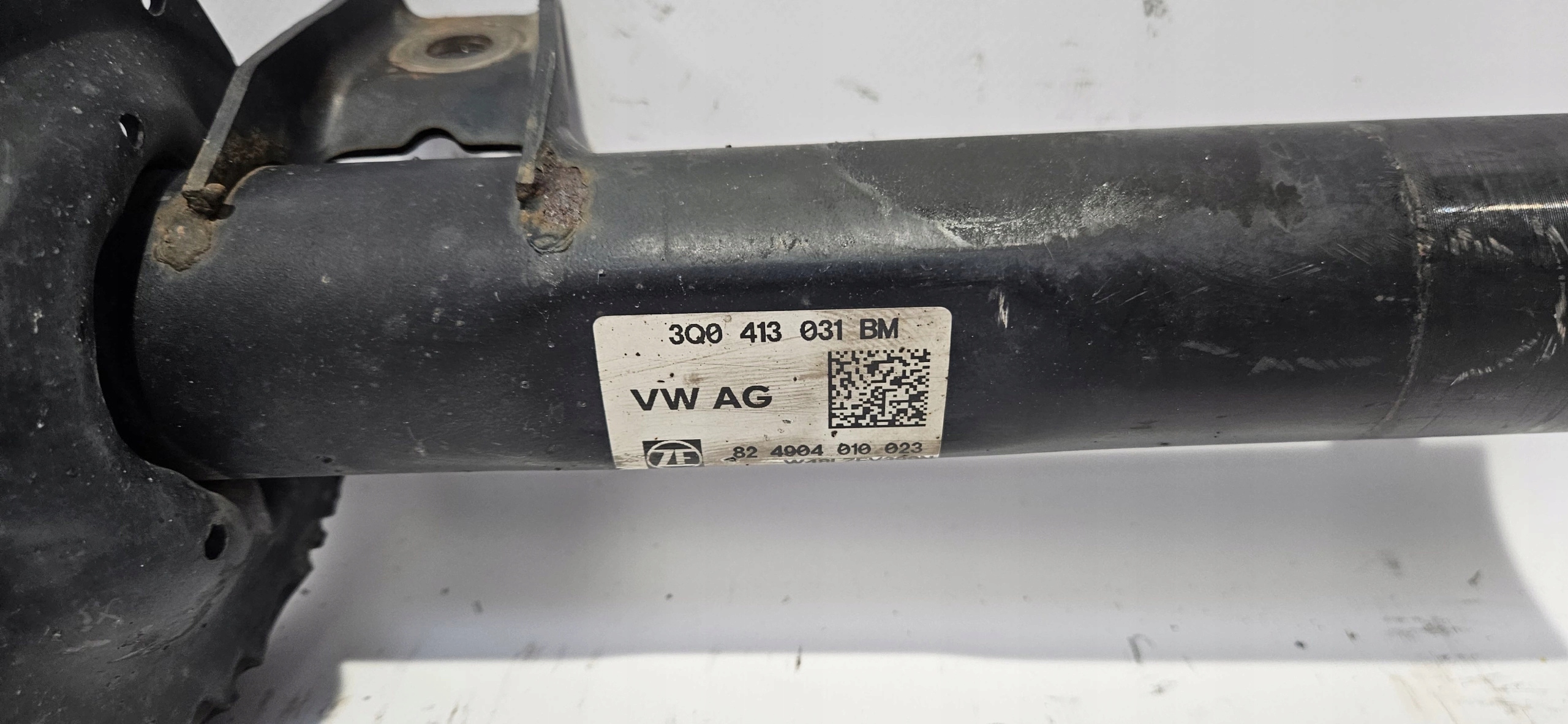 shock absorber right front VW PASSAT B8 SUPERB III