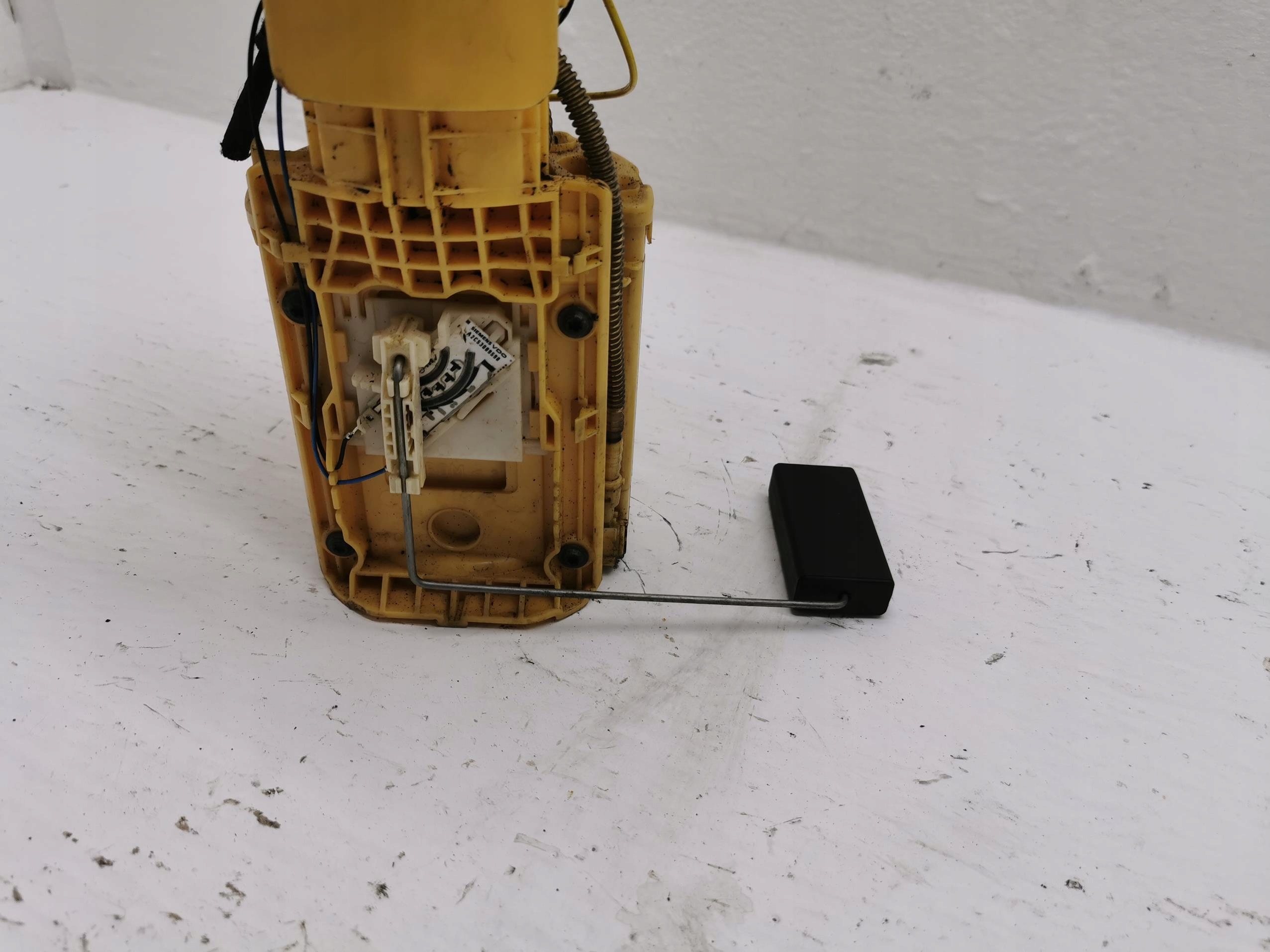 feed pump VW CRAFTER 2.5 TDI HVW 9064700794