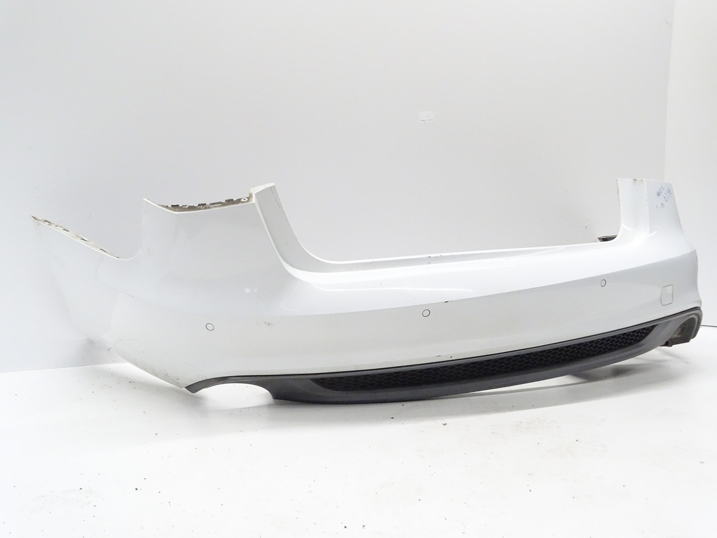 bumper rear part rear complete PDC AUDI A6 C7 sedan S-LINE BIALY