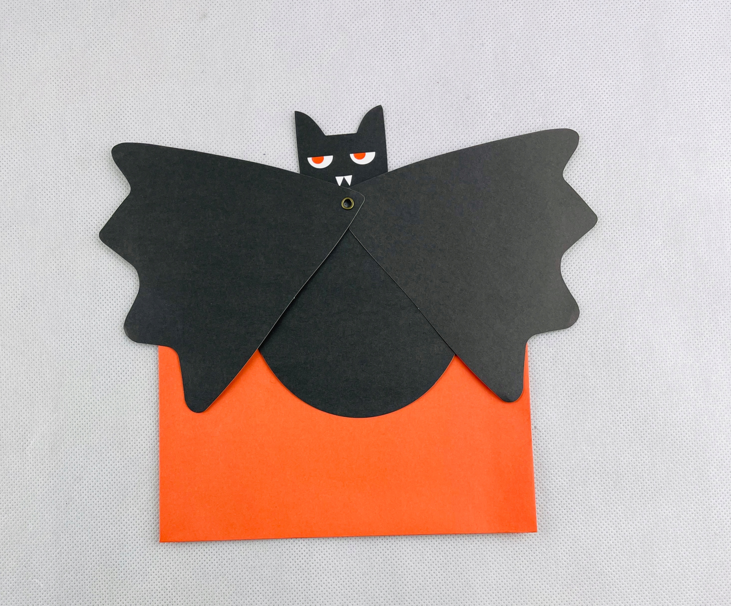 NIETOPERZE - ZAPROSZENIA NA HALLOWEEN 6 SZT Marka Flying Tiger