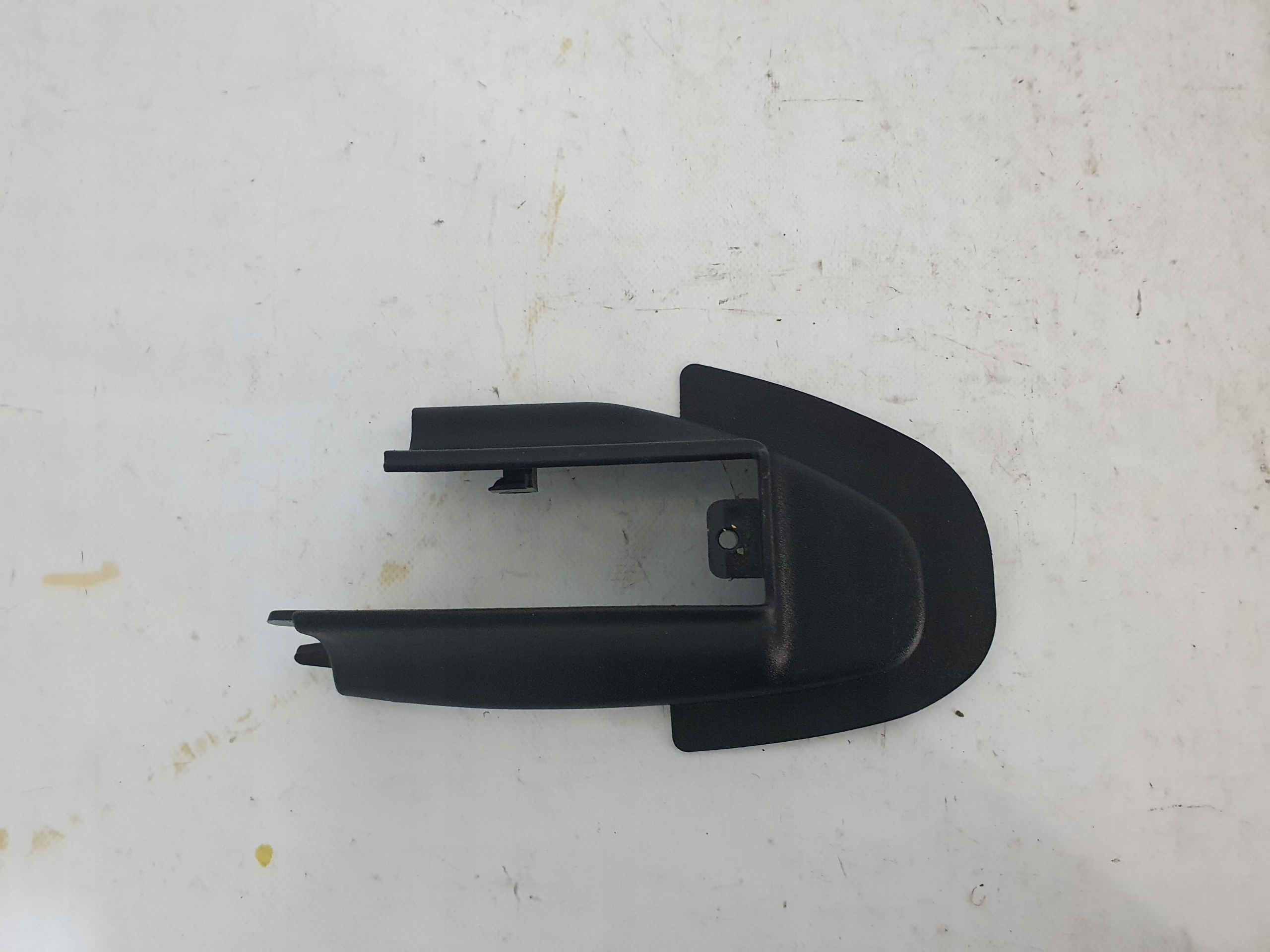 Elementy SITZ CHRYSLER PACIFICA 2019 - Blende Abdeckung Halter SITZ 5RT22TRMA