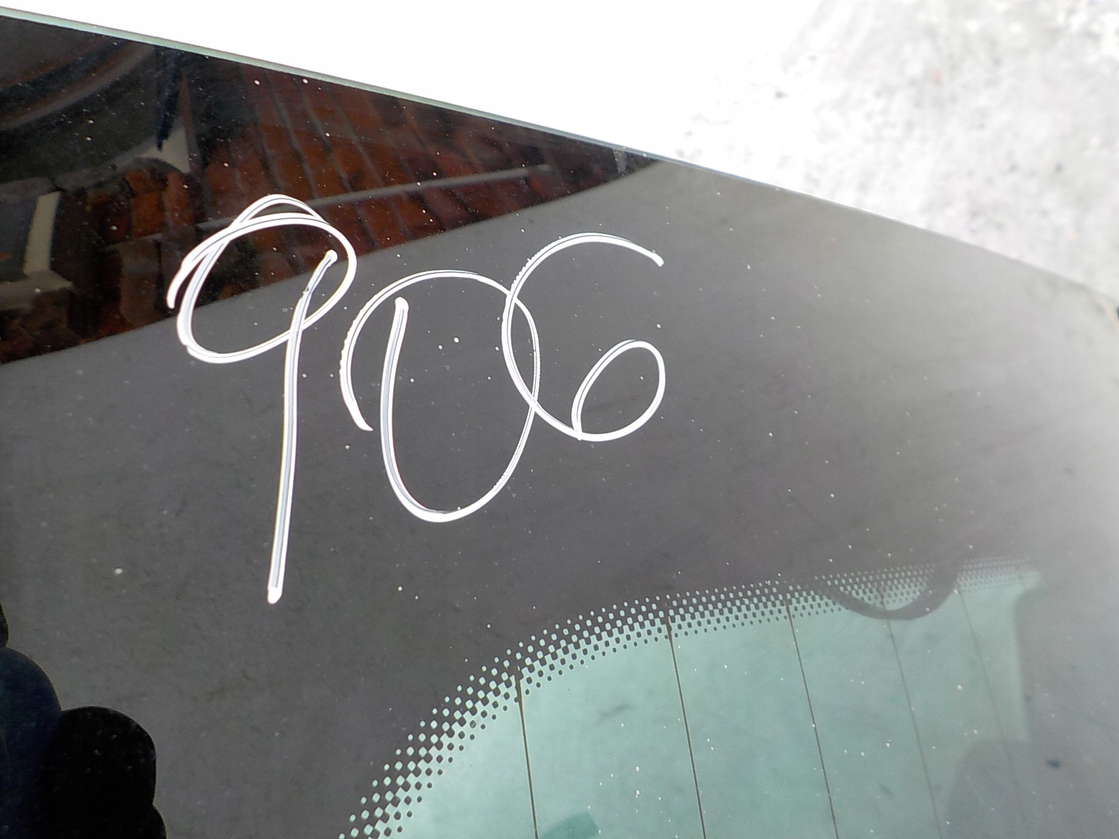 906 VOLKSWAGEN POLO V 6R 3D boot door rear