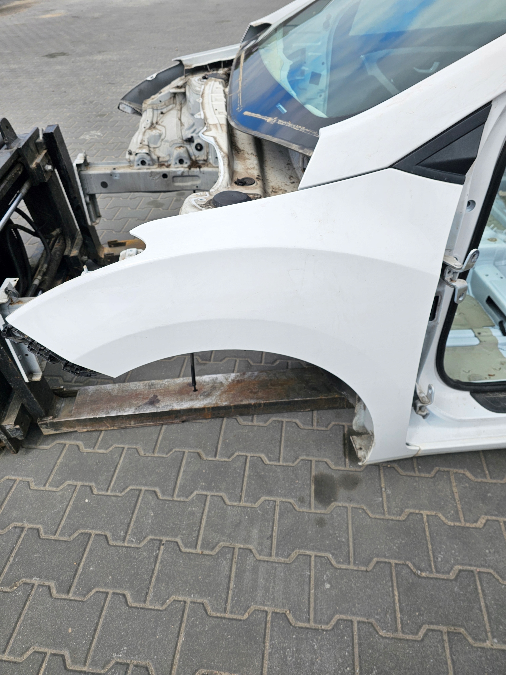HYUNDAI I30 II fender left front front RAH