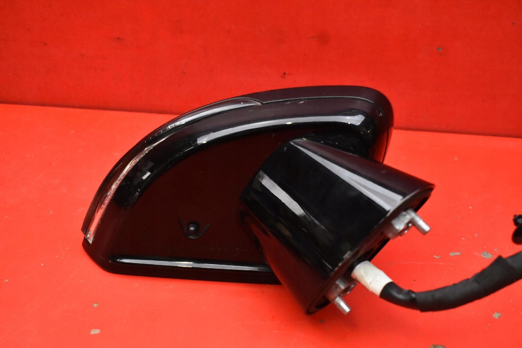 mirror right 019 BLACK SOLID EU 048506 VOLVO V60 2 II 18-21 14 PIN