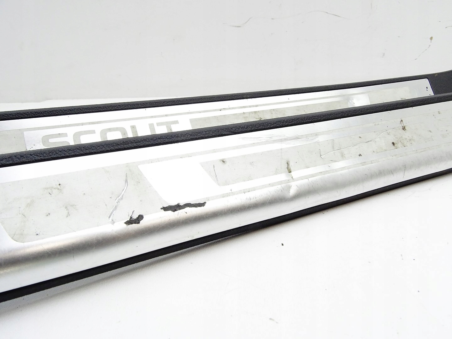 moulding cap left front left front SKODA OCTAVIA III SCOUT 5E0853491B