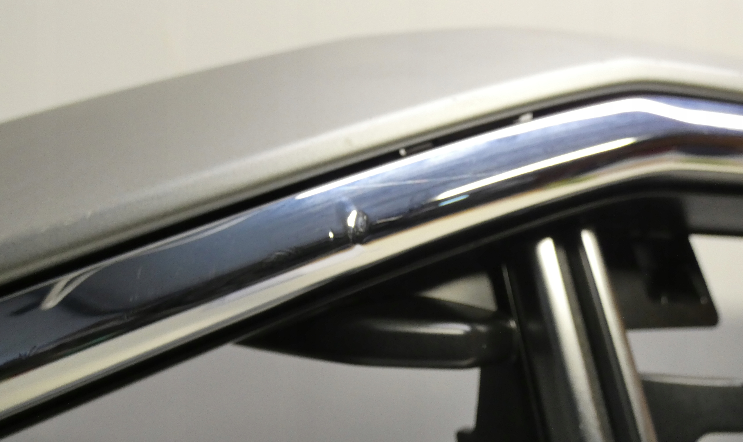 AUDI SQ8 2018- 4M8853651A GRILL GRIL ATRAPA Producent części Audi OE