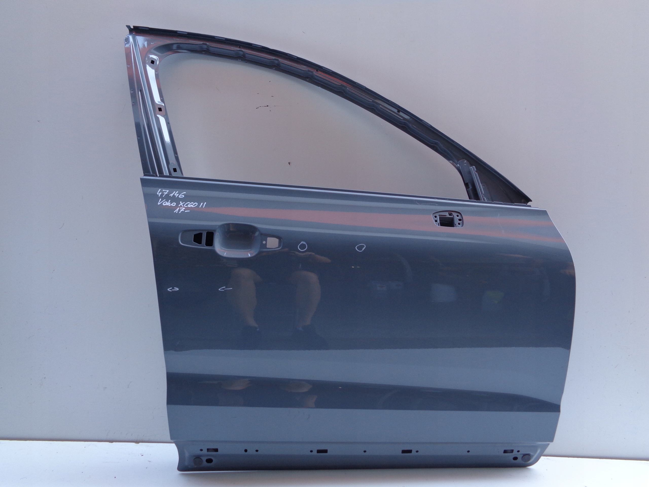 DRZWI PRAWE PRZEDNIE VOLVO XC60 II 17- NR 47146