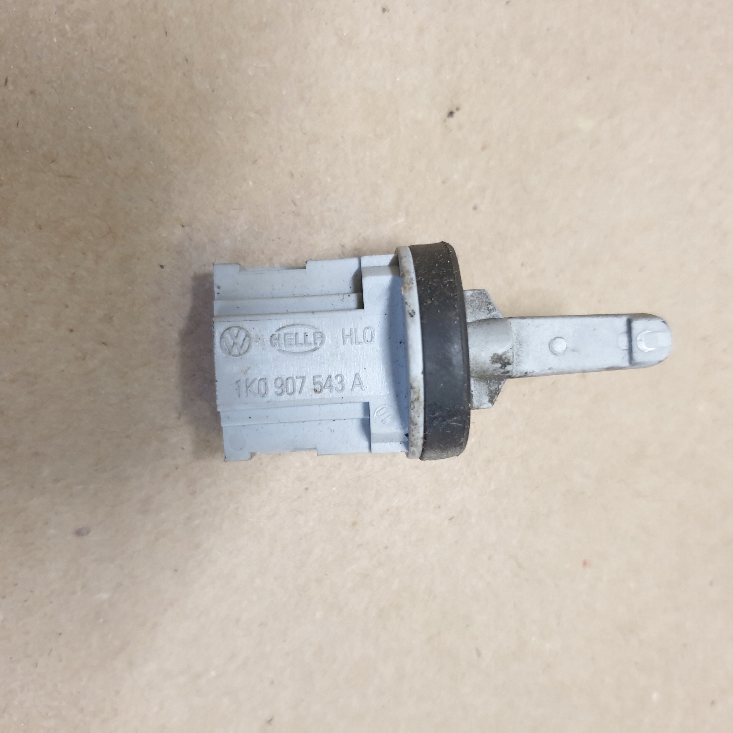 sensor TEMPERATURY of the heating VW GOLF V AUDI OE