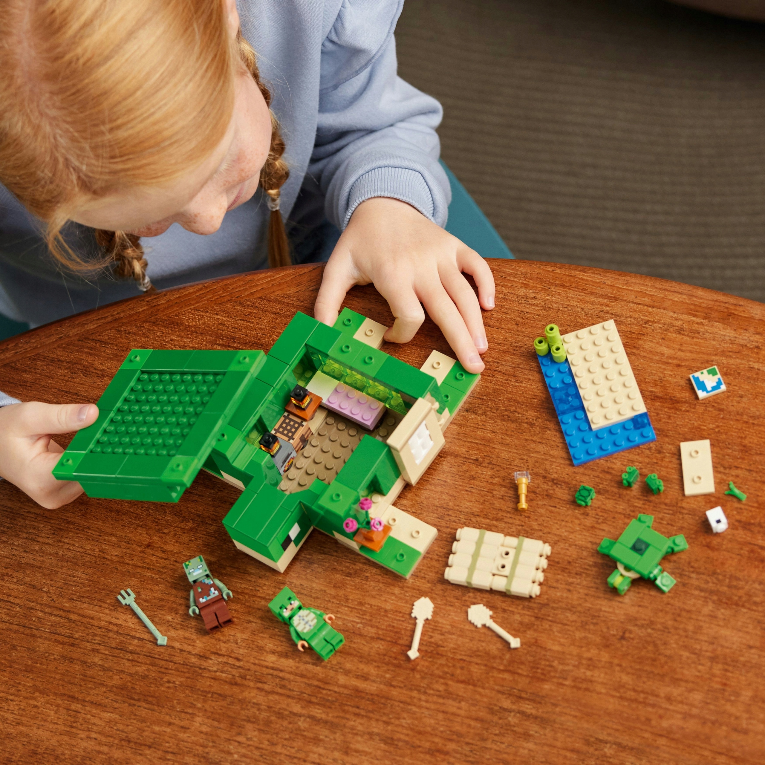 LEGO Minecraft Domek na plaży żółwi 21254 Wiek dziecka 8 lat +