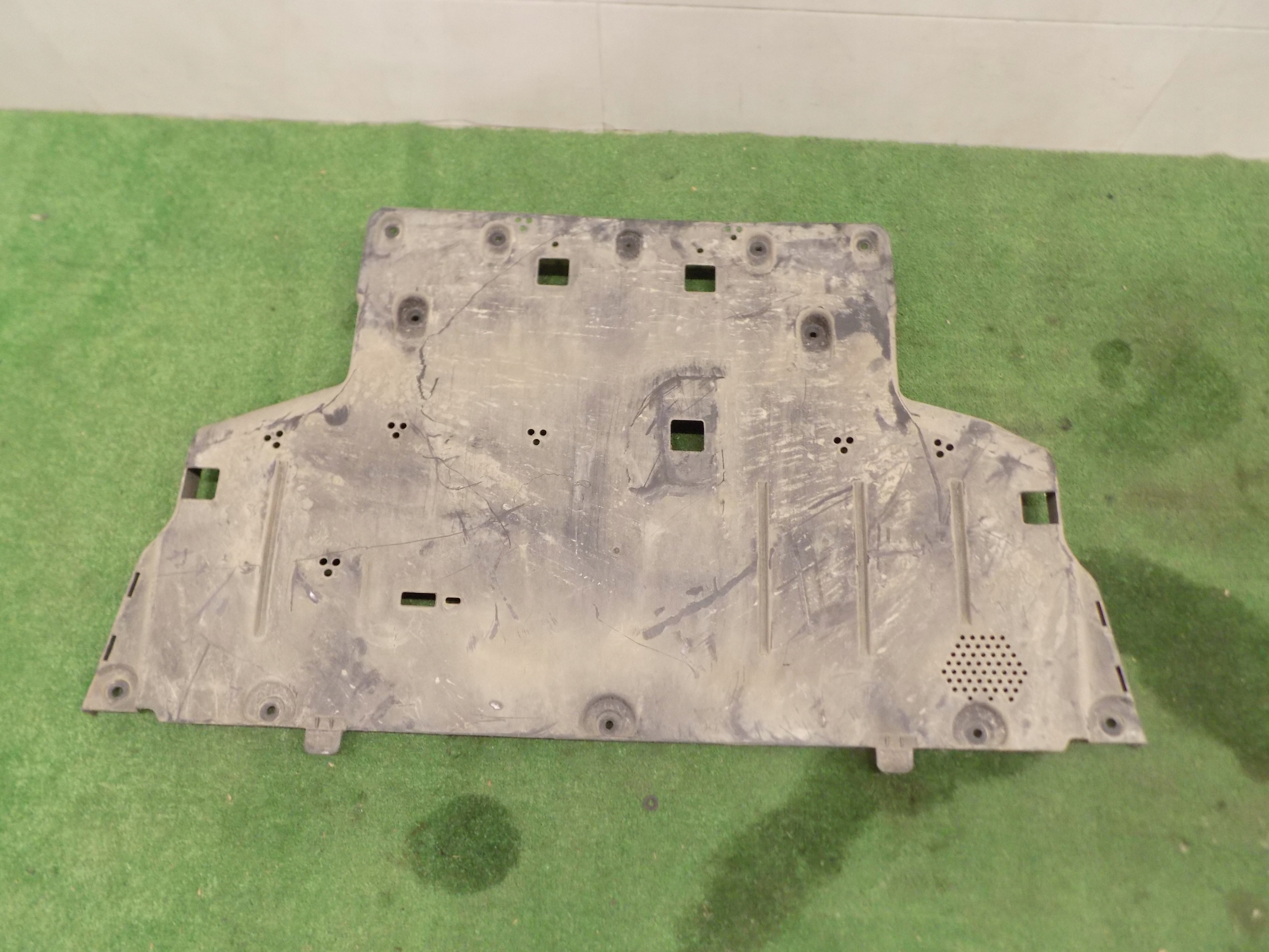 BMW U11 cover motor cover 9450504