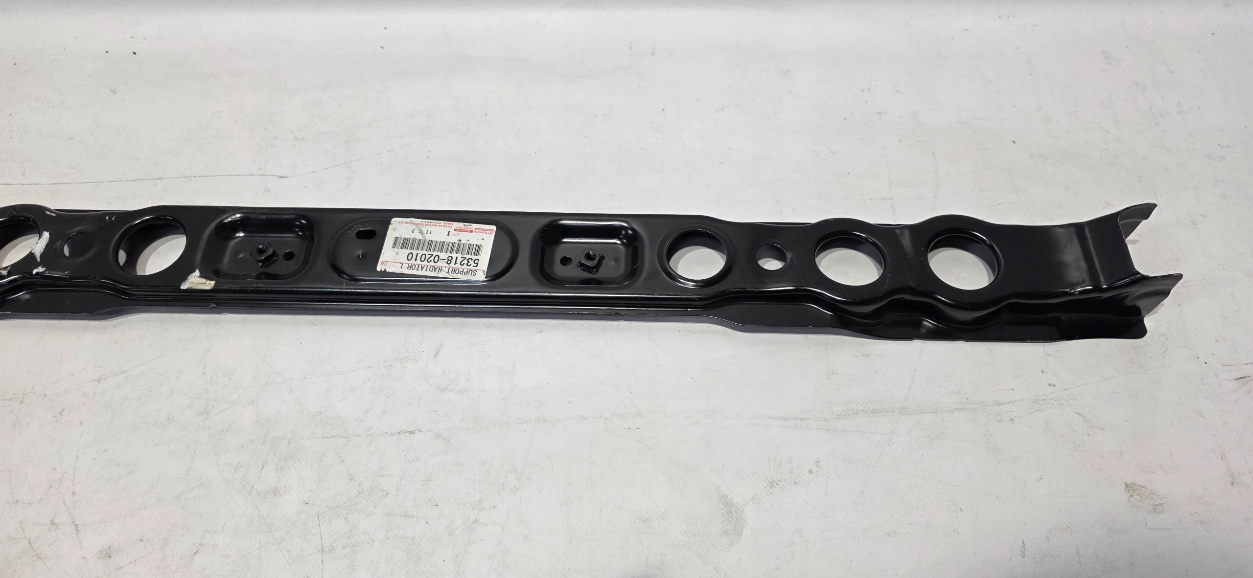 Halter Strebe unter Kühler TOYOTA COROLLA E16 E18 12- neu Original