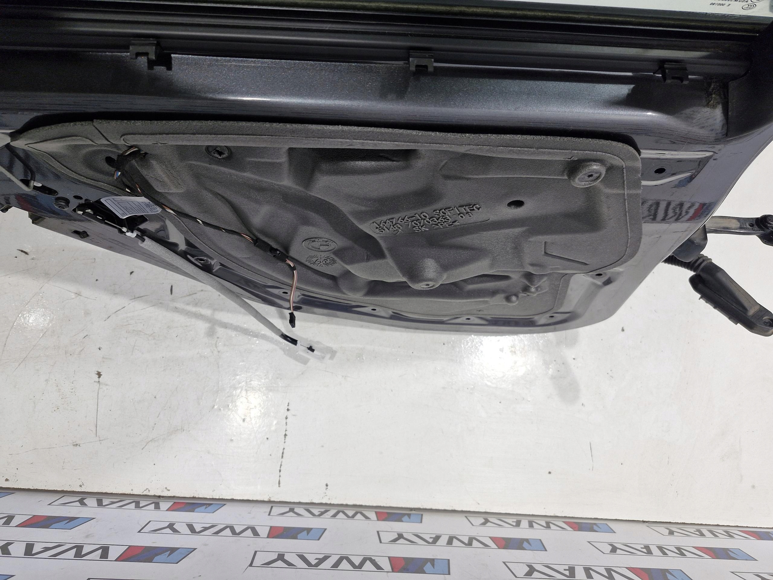 BMW E87 Tür links links heck A22/7