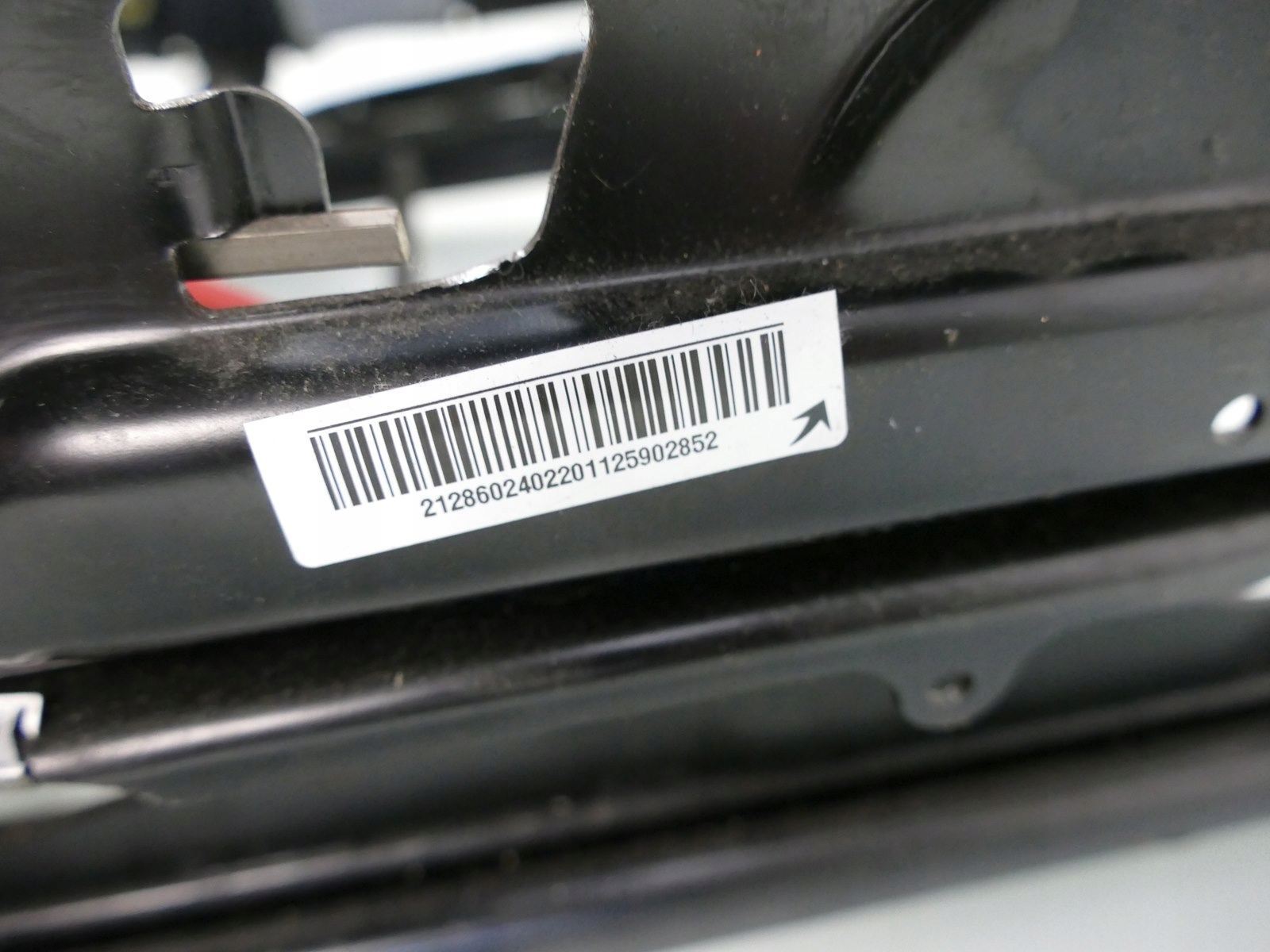 MERCEDES E W212 rail holder support seat P.P.