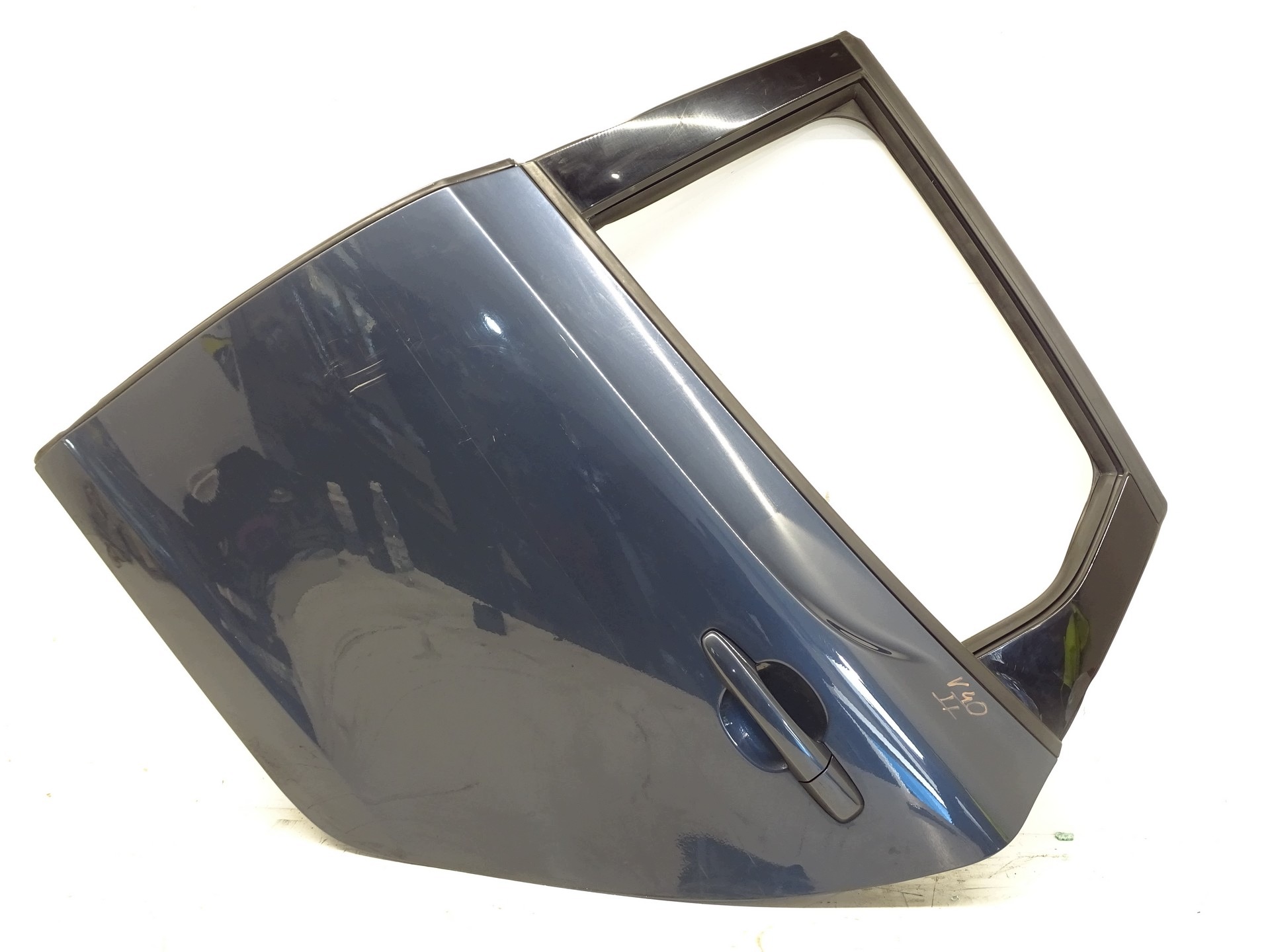 door left rear part left rear. VOLVO V40 II 2