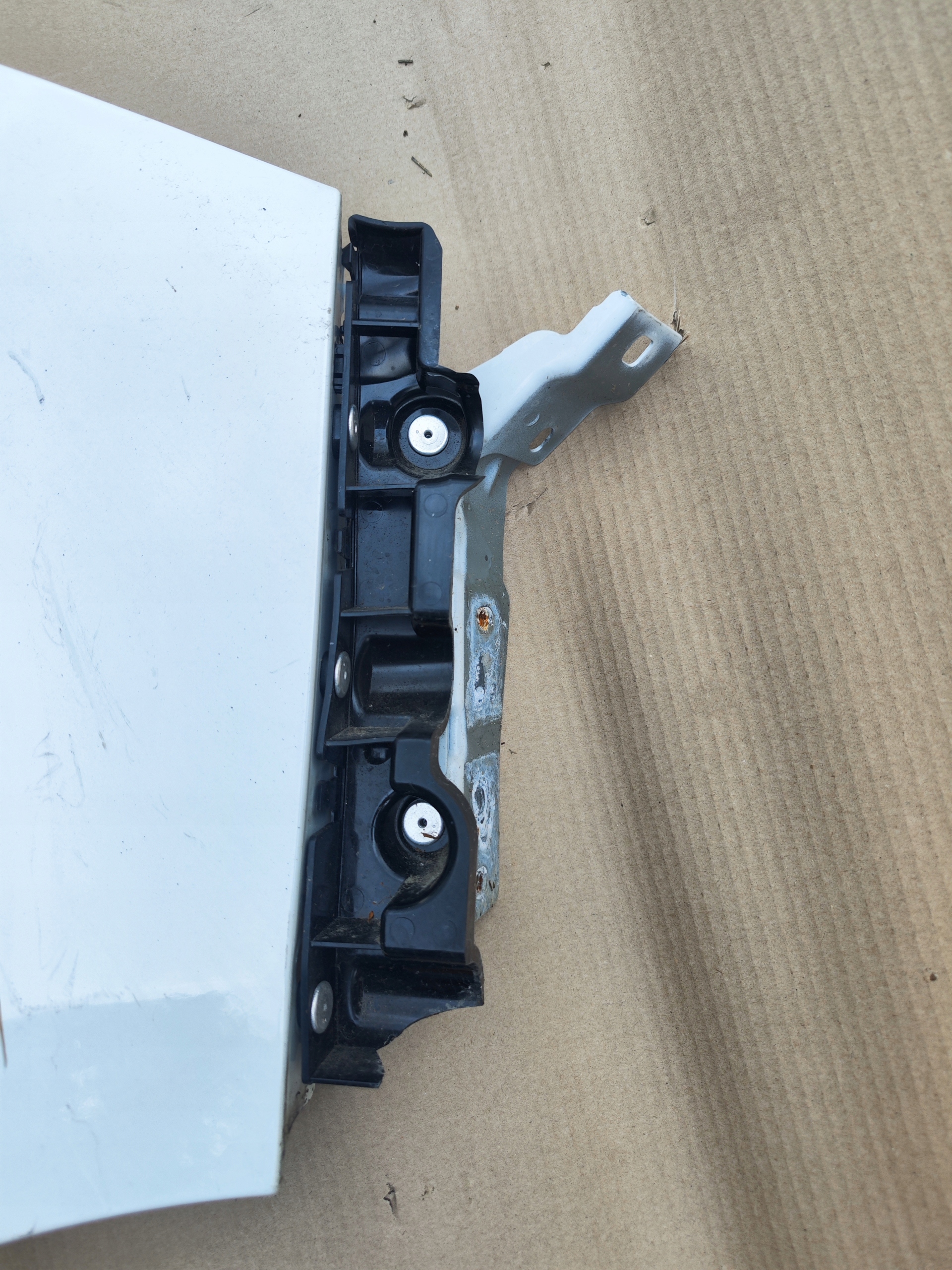 TRAFIC III VIVARO II B TALENTO fender right front renault opel