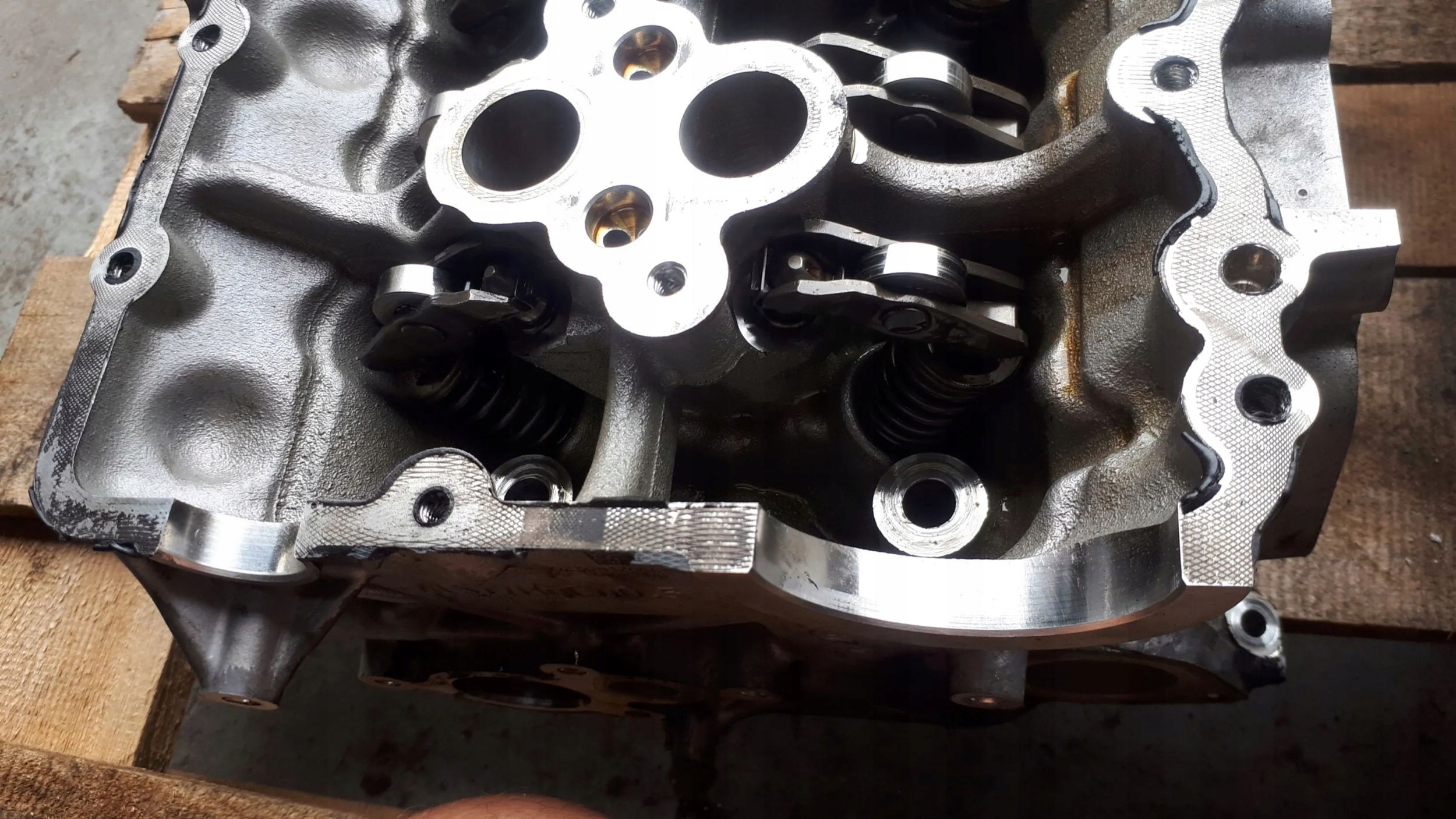 S4 B9 A4 8W head. left 3.0 TFSI CWG S5 8W SQ5