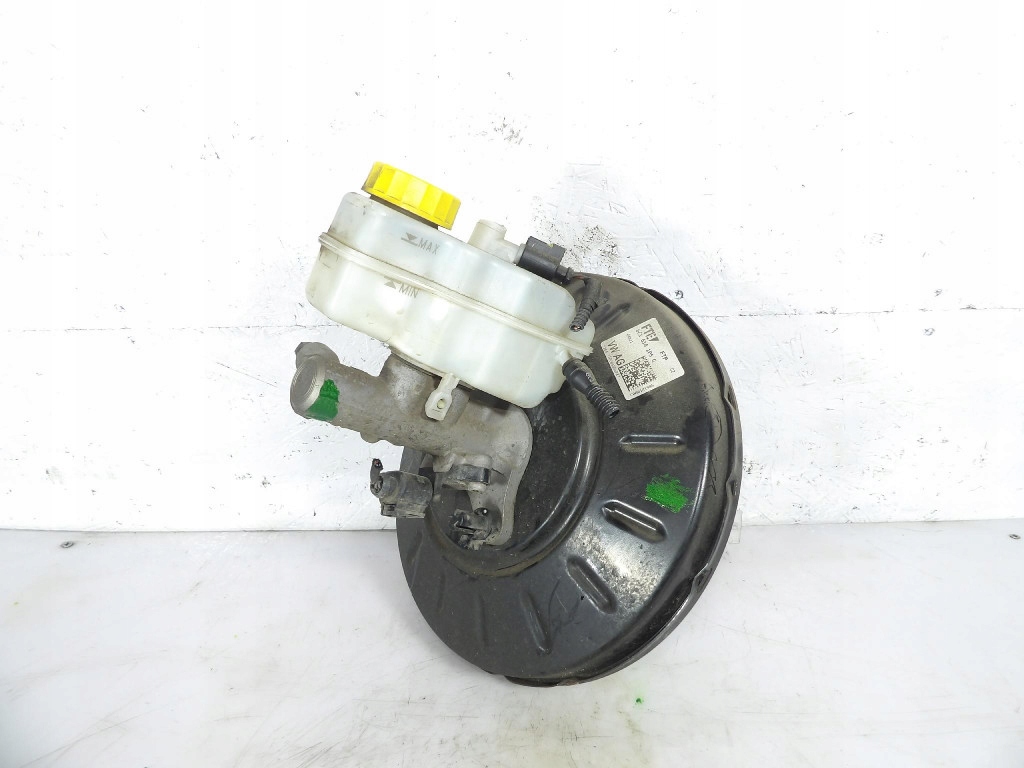 SKODA RAPID 1.6TDI Servo bremsen 6C1614105G