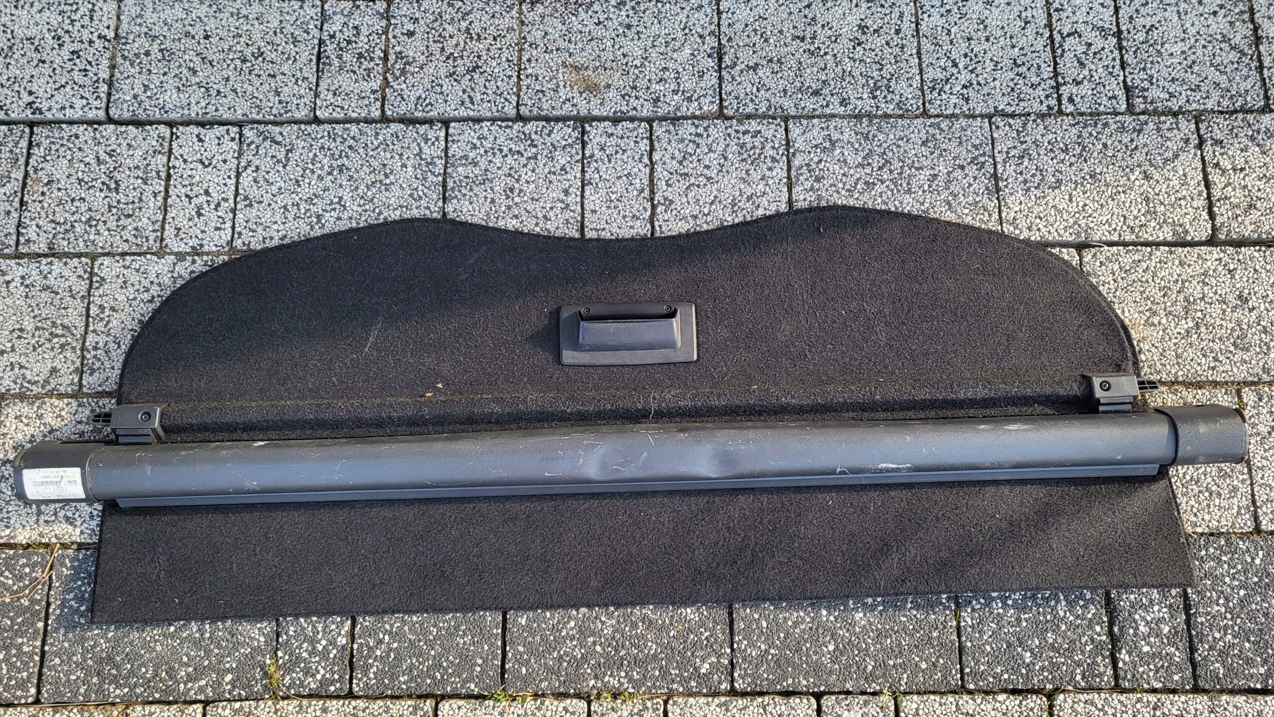 RENAULT CLIO III KOMBI ROLETA BAGAZNIKA Producent części Renault OE