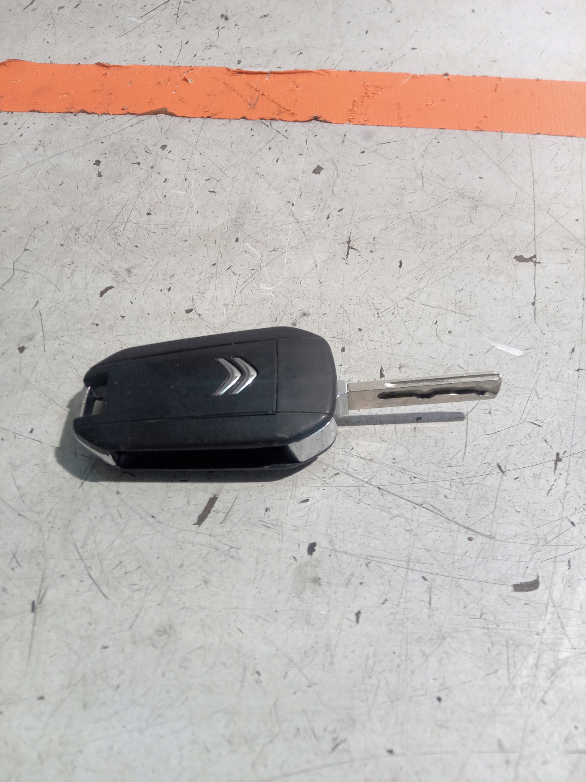 CITROEN C3 III KLUCZYK PILOT 9809821077 Numer katalogowy części 9809821077