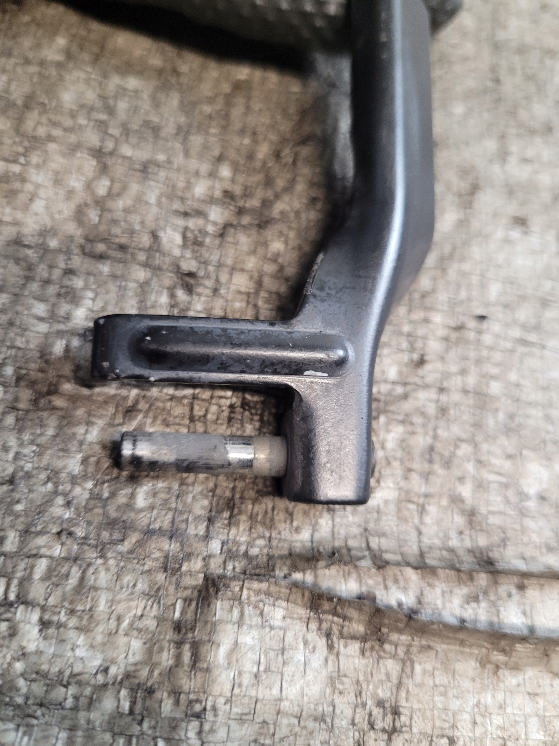 wiper arms front MERCEDES E class W212 13r. EU
