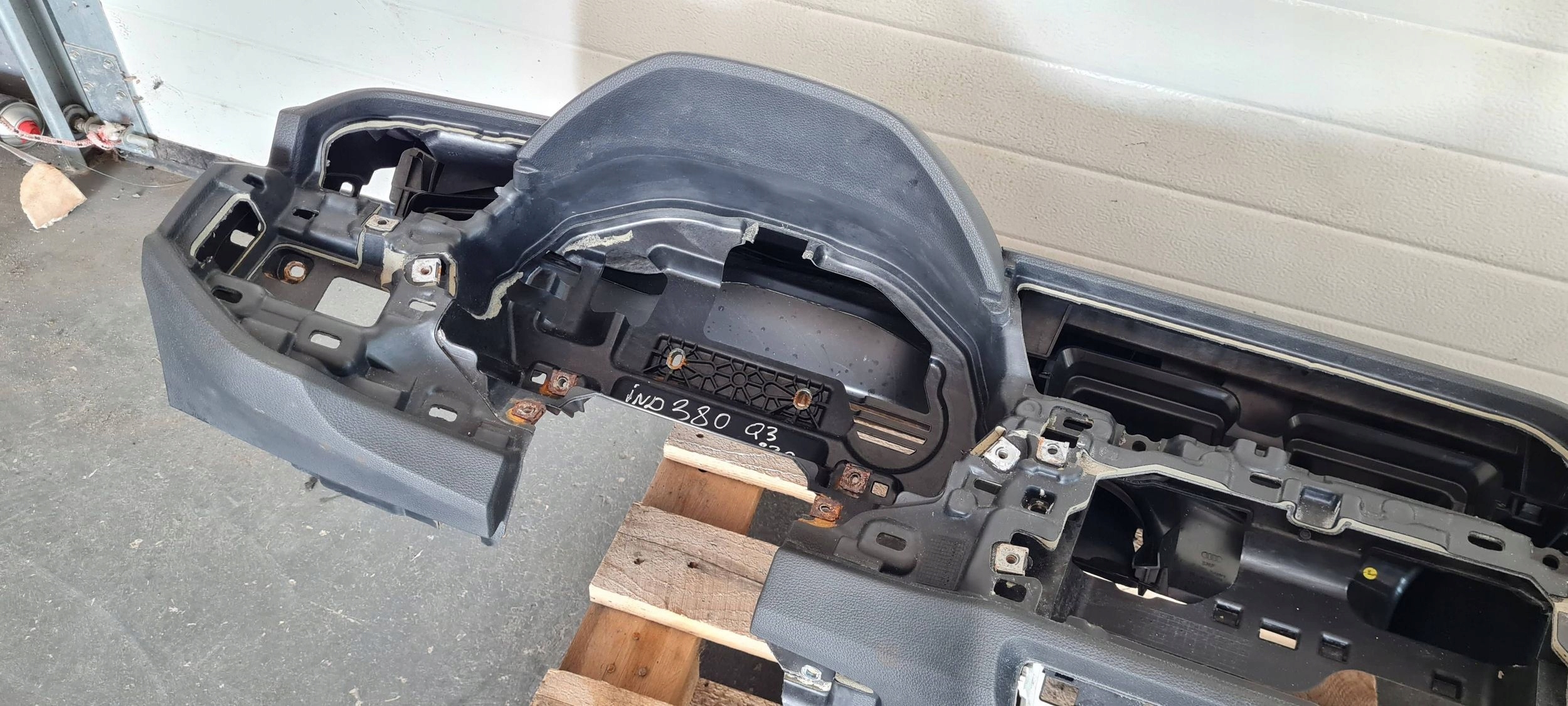 Q3 83A dashboard instrument panel cockpit console EU bang OLUFSEN 83B857001A