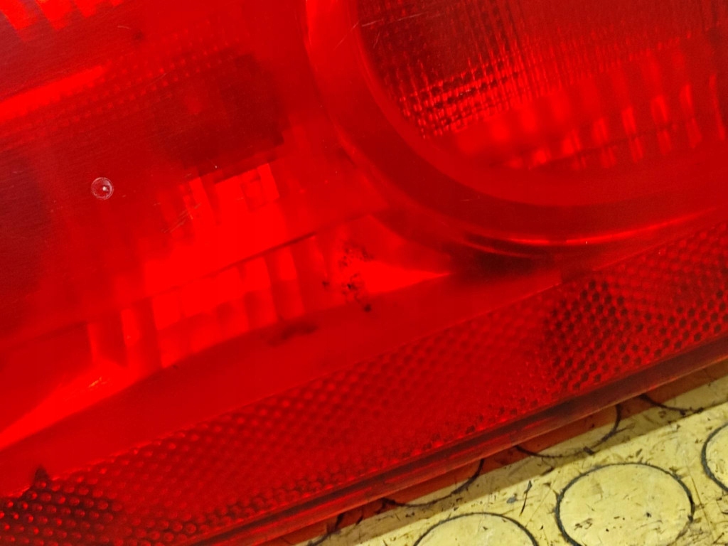 RENAULT LAGUNA II LIFT light right rear part to the bonnet