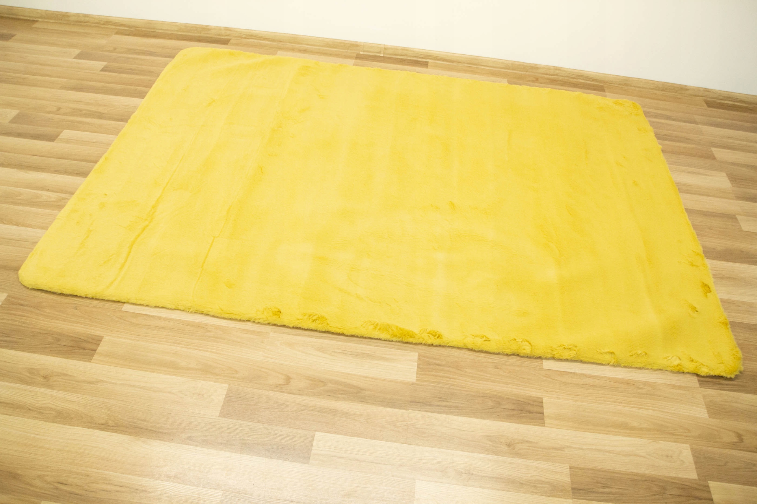 160x230 cm DYWAN BELLAROSSA ŻÓŁTY FUTRO KRÓLIKA Grubość 27 mm