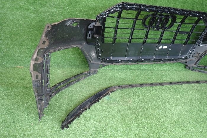 AUDI Q7 4M0 S-LINE 18- Frontstoßstange vorne