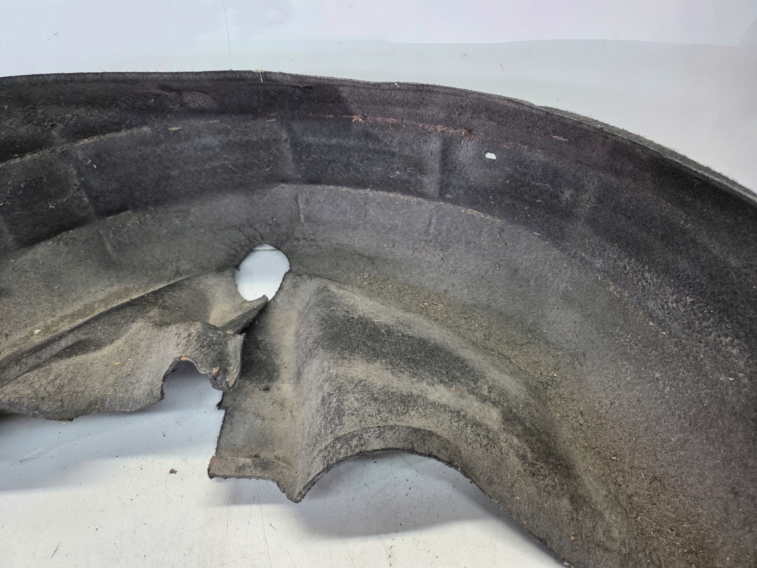 mudguard right rear part AUDI A4 B7 8E0810172C original !!!