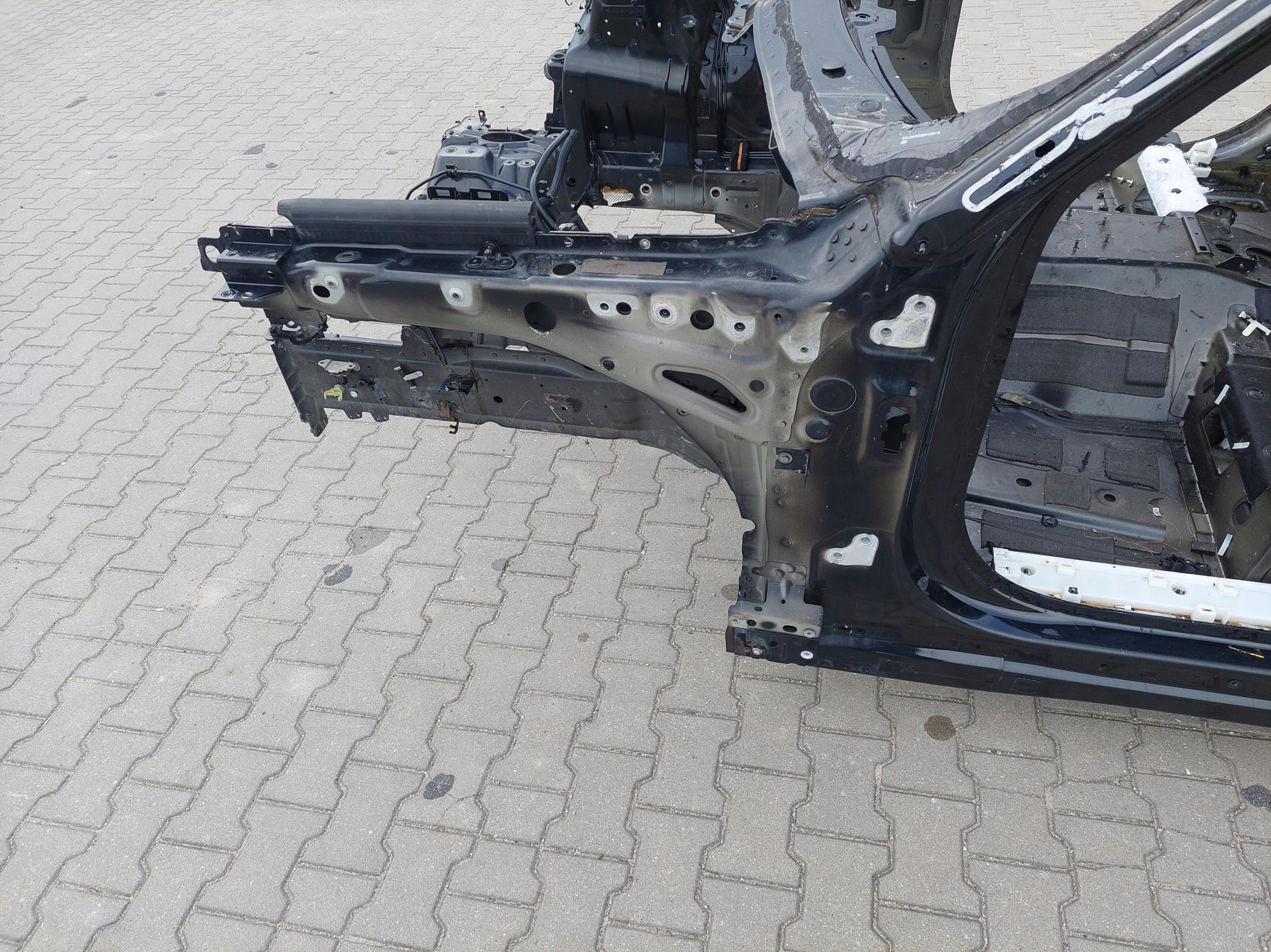 quarter front front left quarter RANGE ROVER VOGUE L405 820