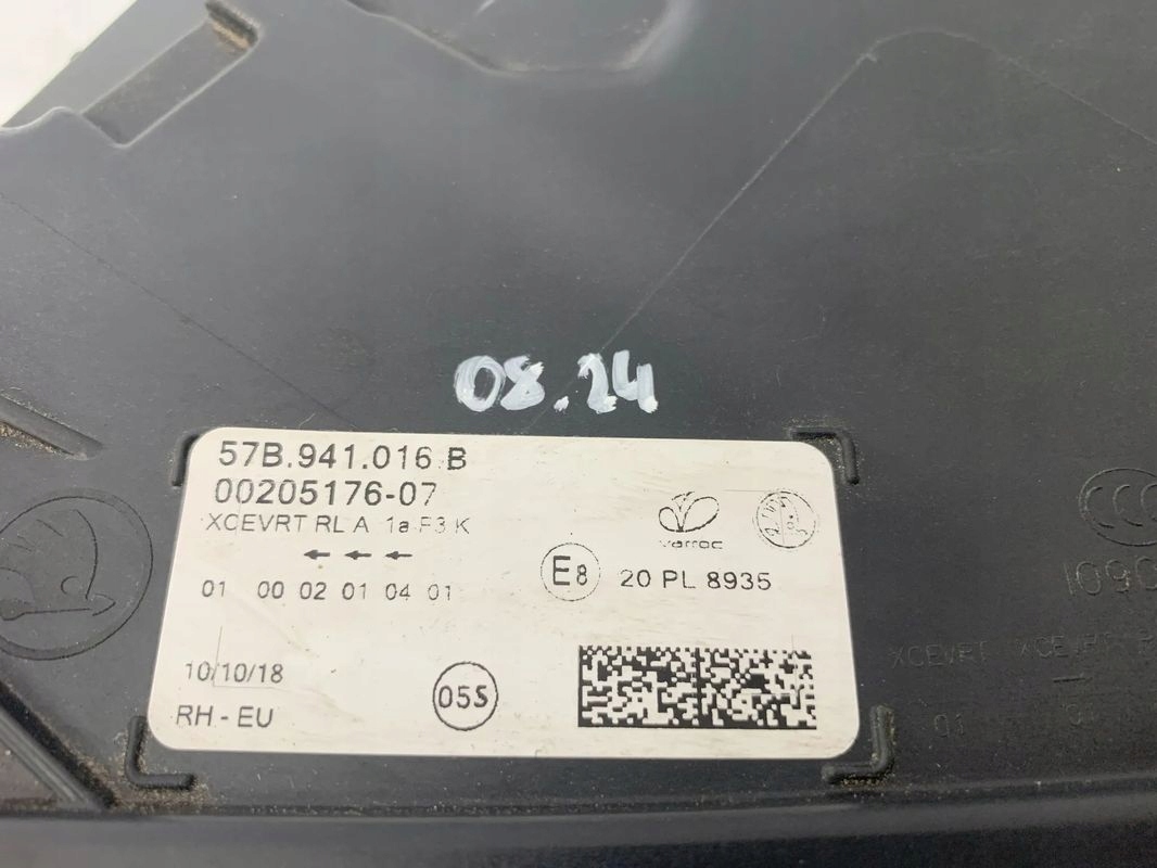 Skoda Karoq 17-21r Reflektor right light right 17-21r