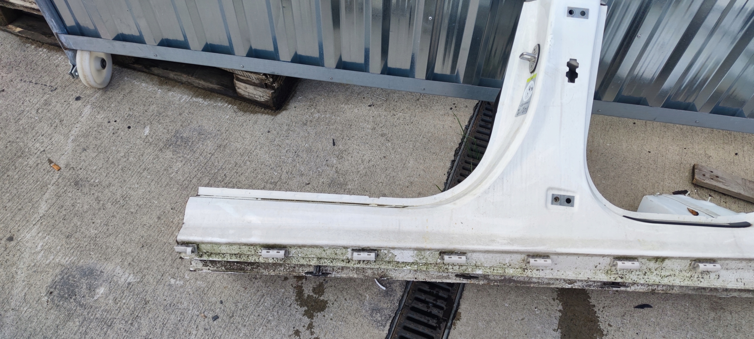 quarter threshold left side AUDI A6 C7 sedan AVANT *