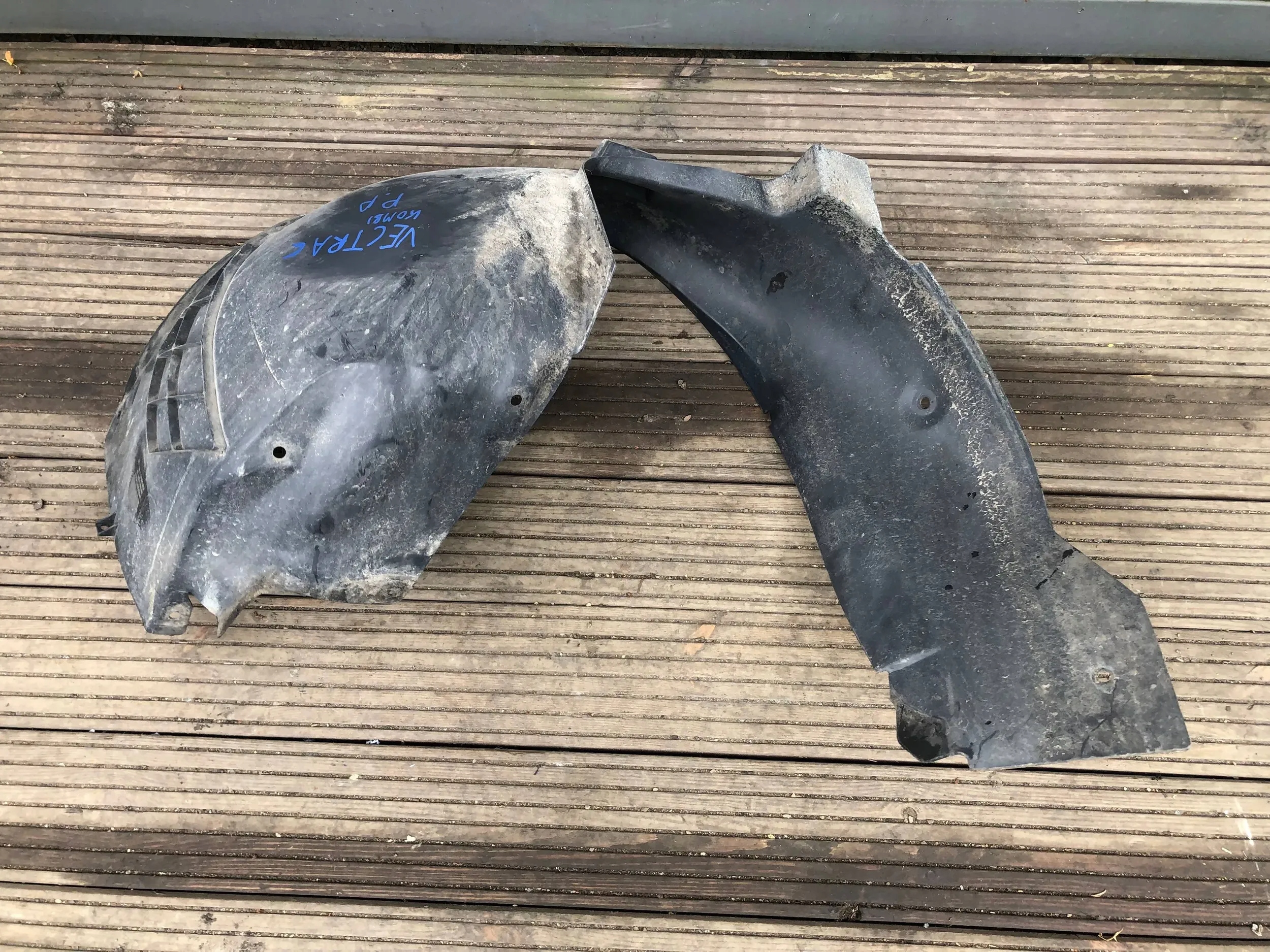 mudguard right front OPEL VECTRA C KOMBI 13162371