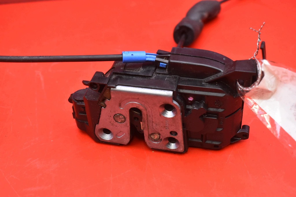 lock door right front front EU RENAULT LAGUNA 3 III GT HB 07-11