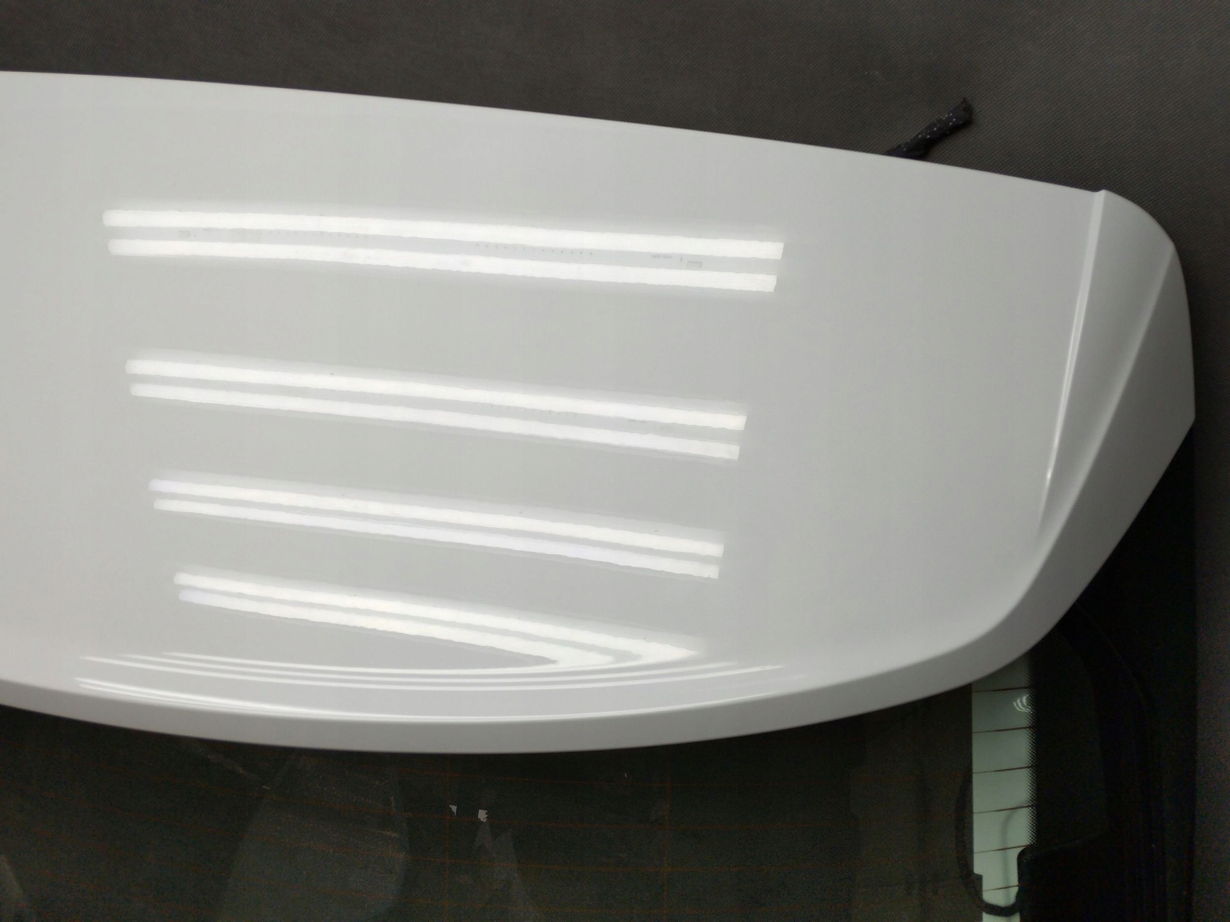 Audi Q3 F3 83A boot door window LS9R