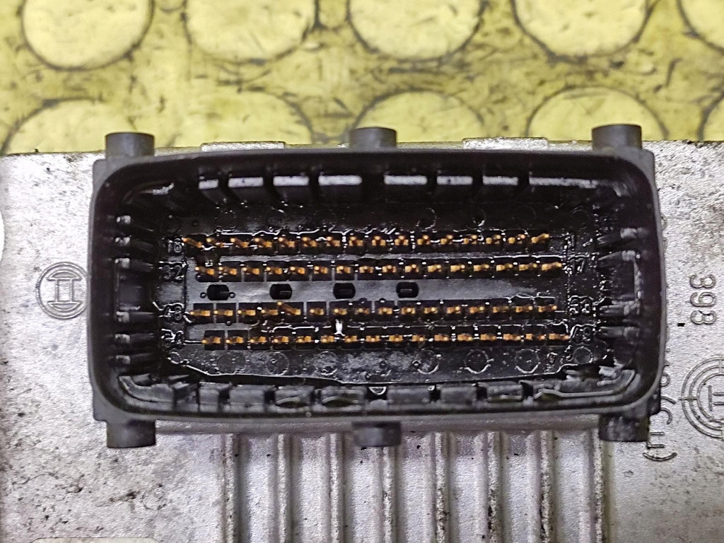 OPEL CORSA C 1.2 control unit of the engine 0261208670