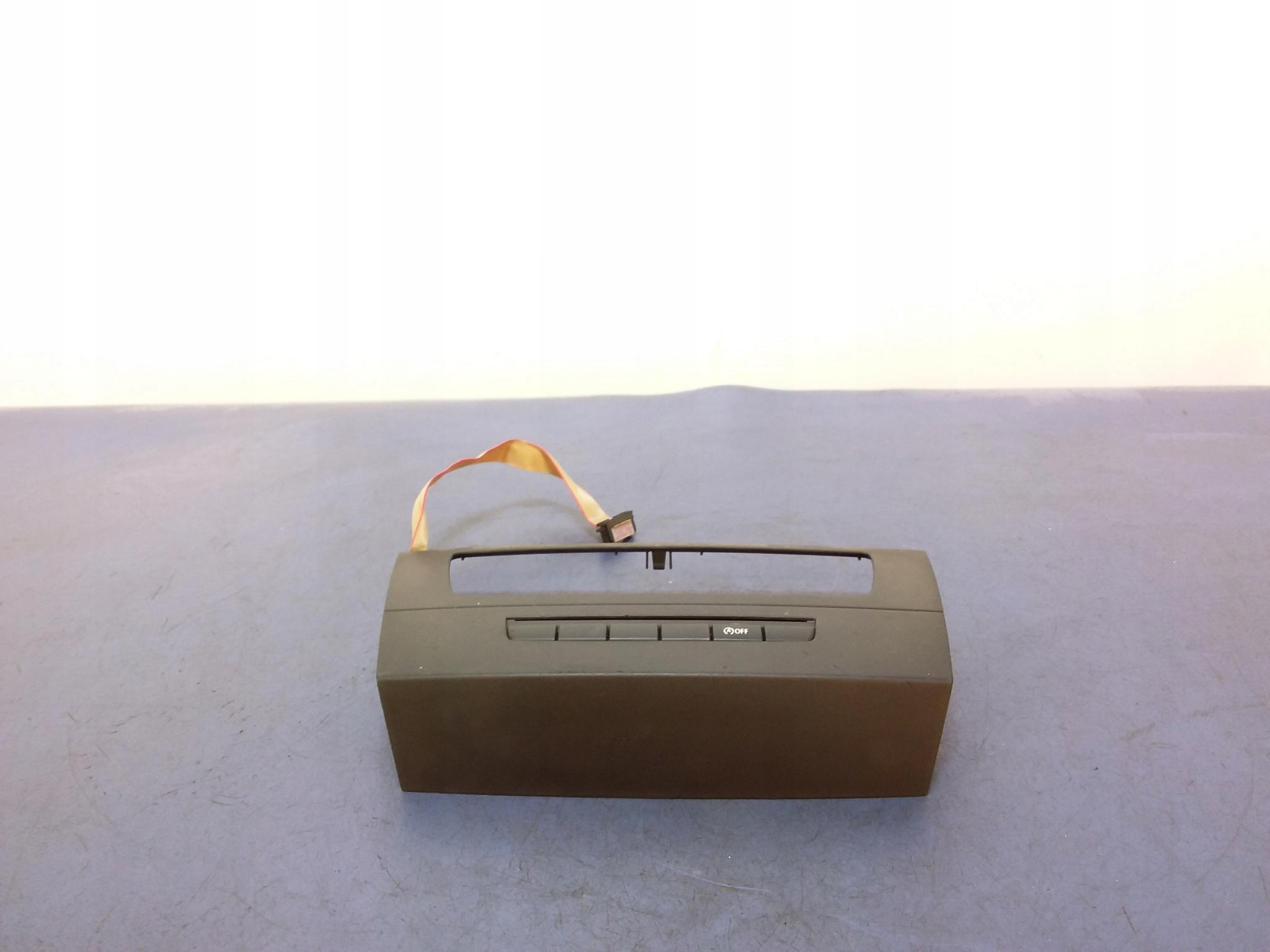 BMW 3 E91 кришка рами центральної консолі 9120979