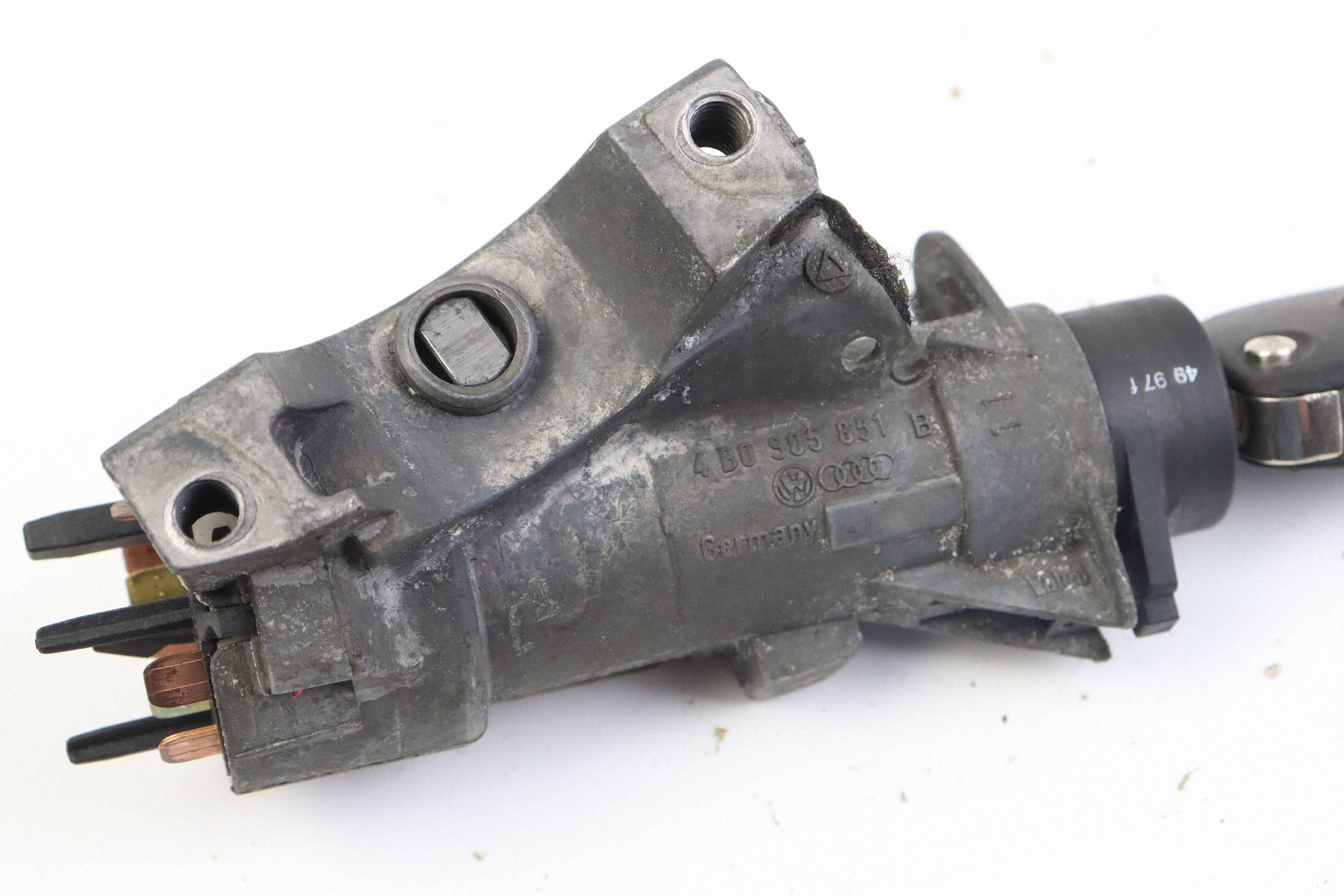 AUDI A4 B6 B7 ignition key 4B0905851B