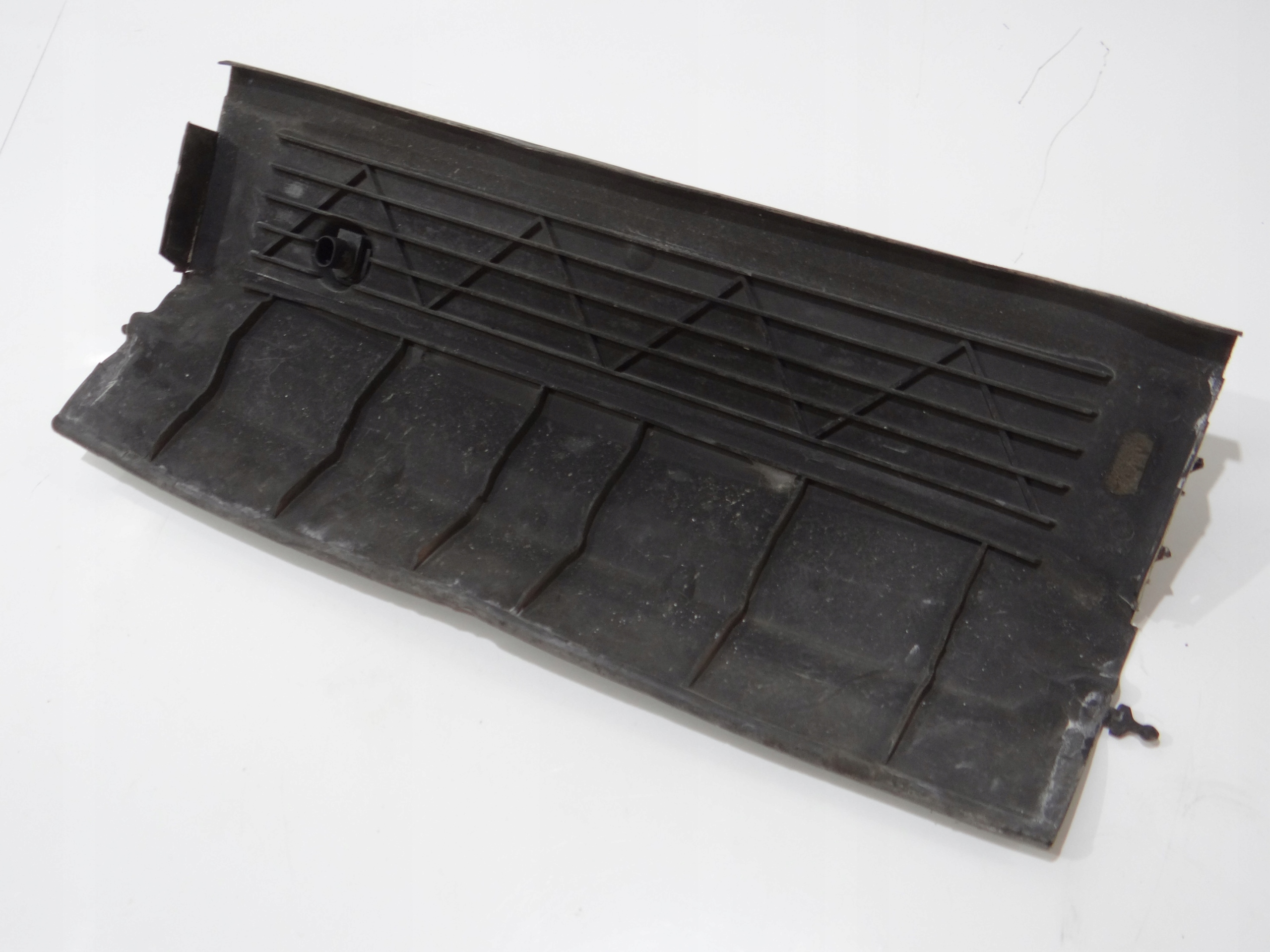 KANAL luft unterer BMW E60 E61 LCI M PAKIET 7897174 (46144567)