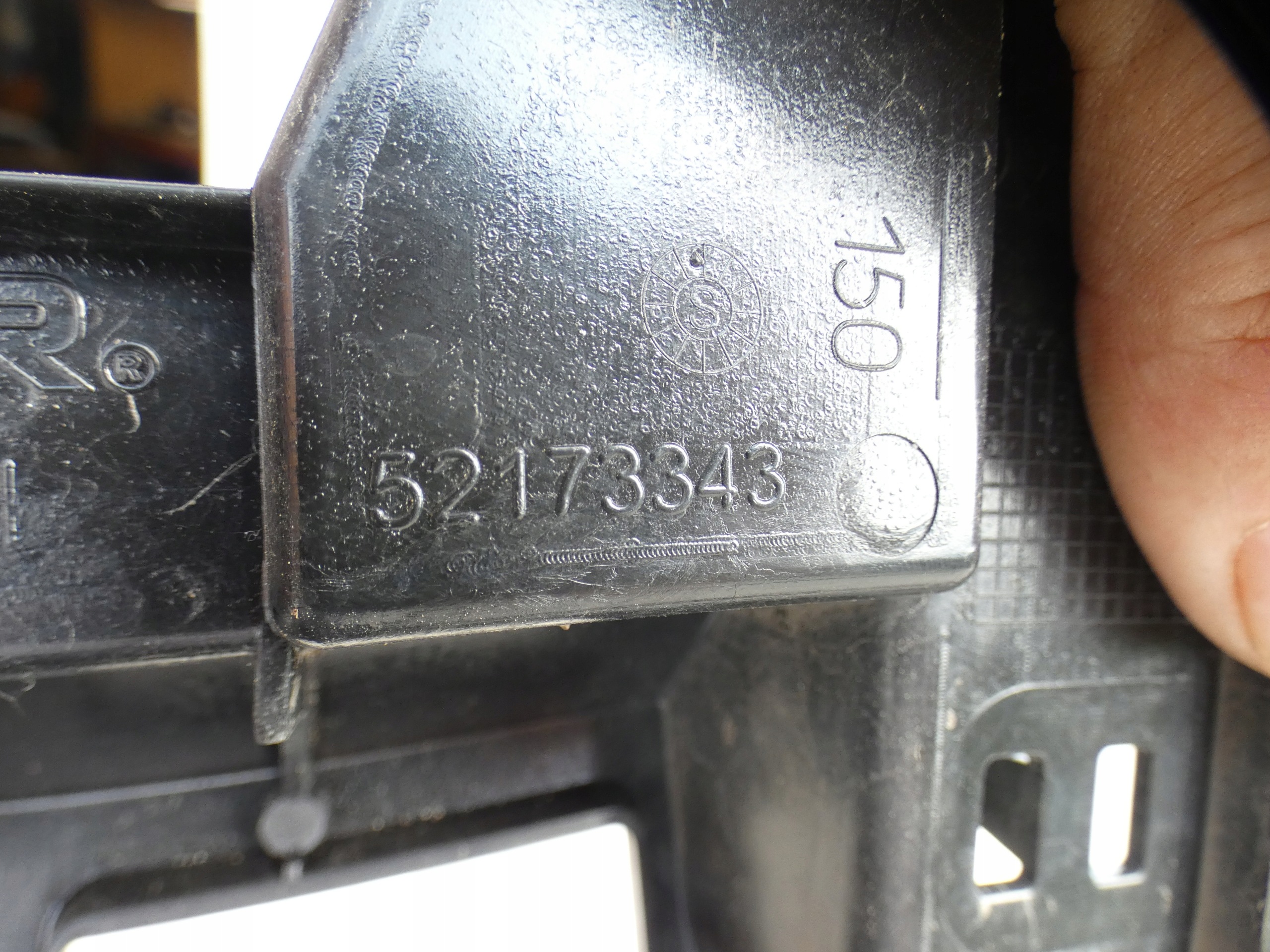 Support Support plaque JEEP AVENGER 52173344 52173343