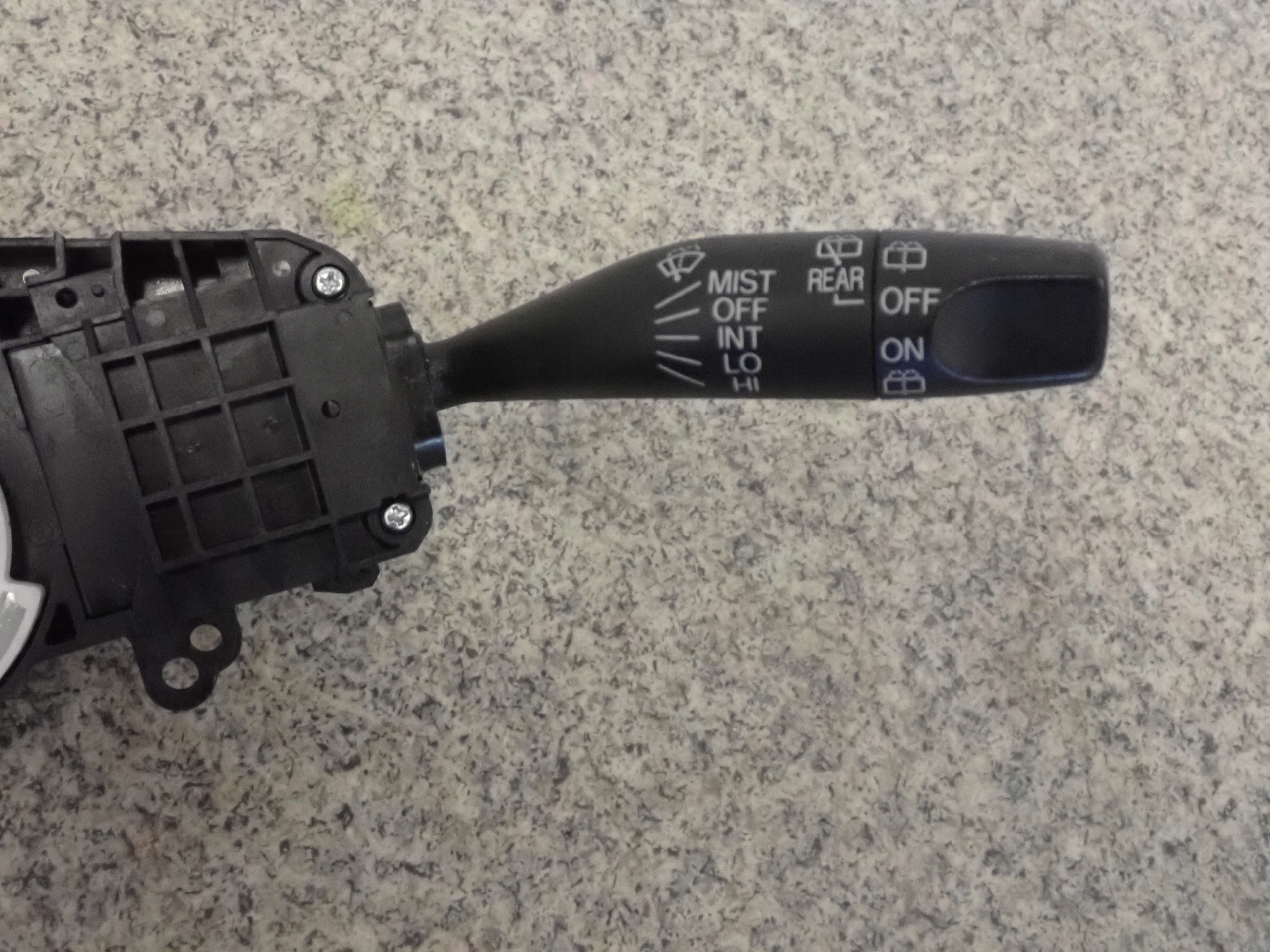 HONDA JAZZ II 06- PRZEŁĄCZNIK ŚWIATEŁ KIERUNKÓW Funkcje kierunkowskazy światła wycieraczki