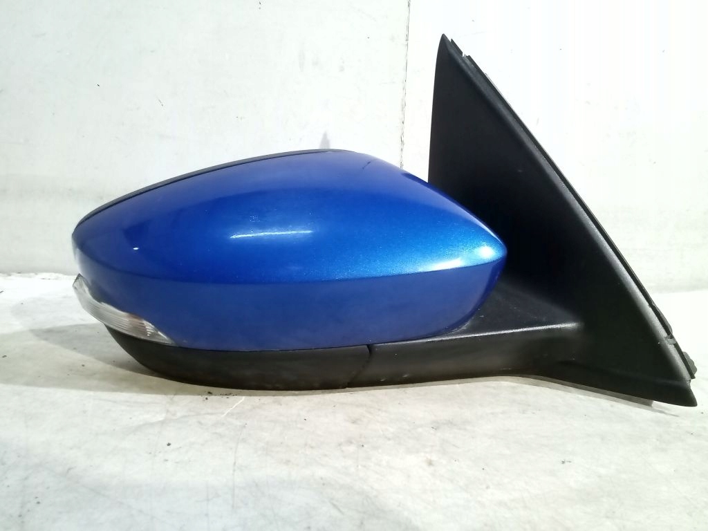 Skoda Fabia 3 III mirror right elektr 6 PIN LF5W